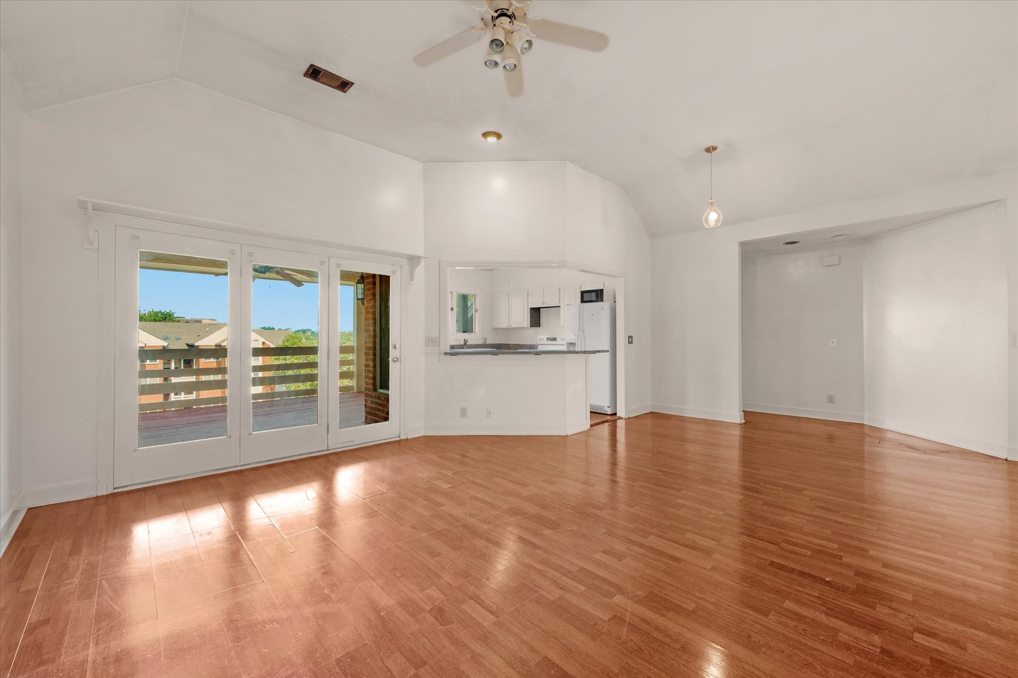 244 Boxmere Pl