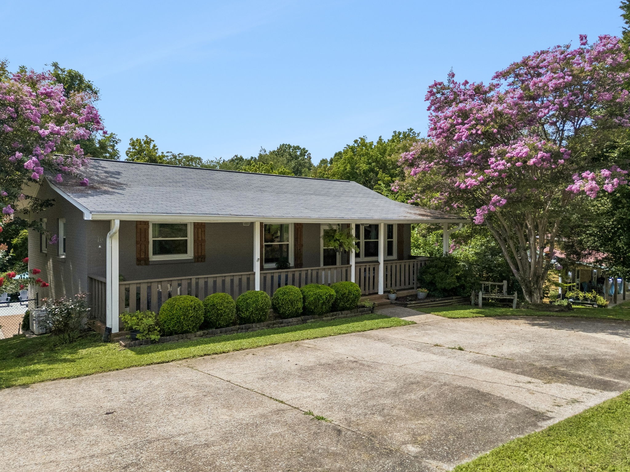 1109 Taylor Town Rd
