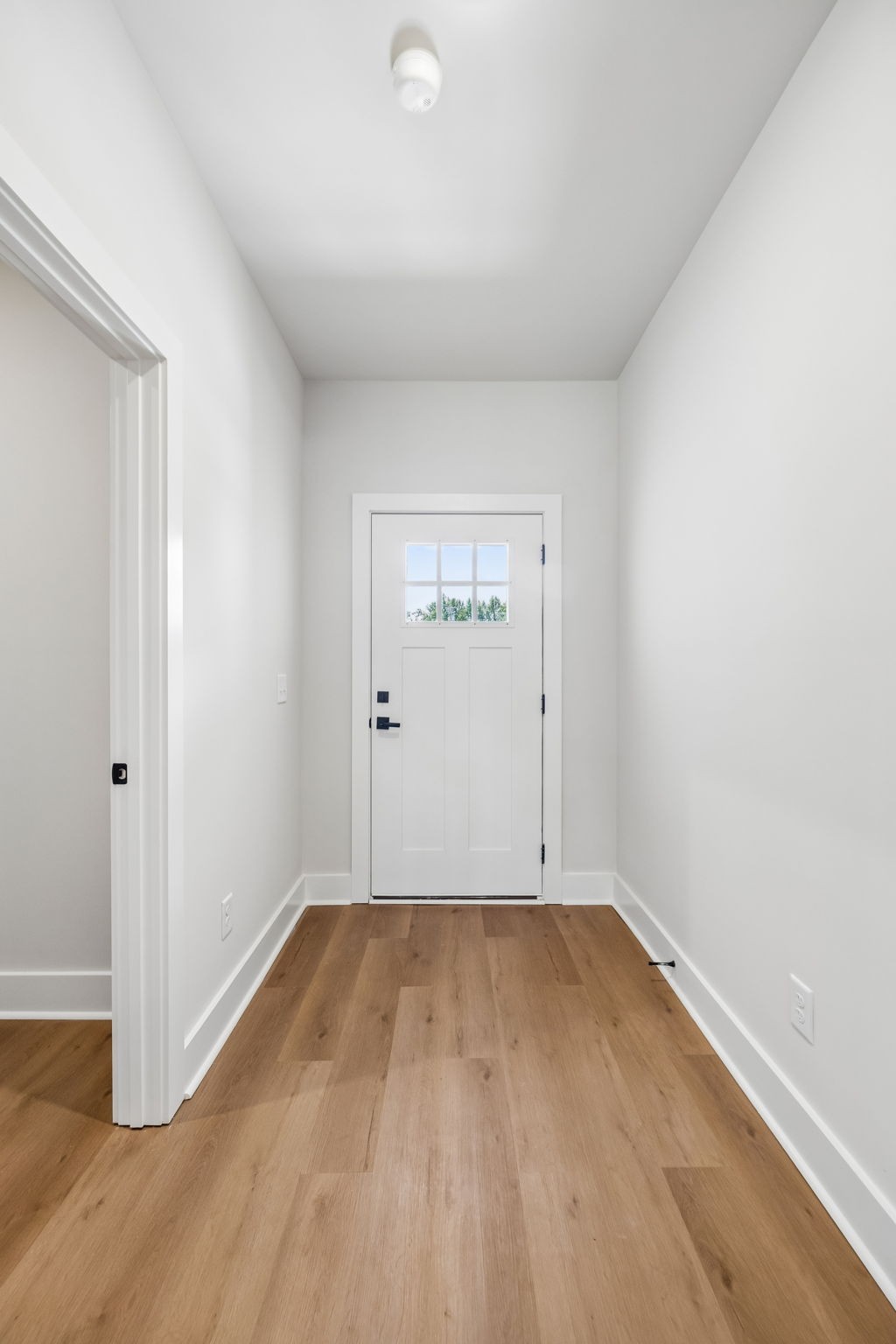 1064 Stagecoach Dr