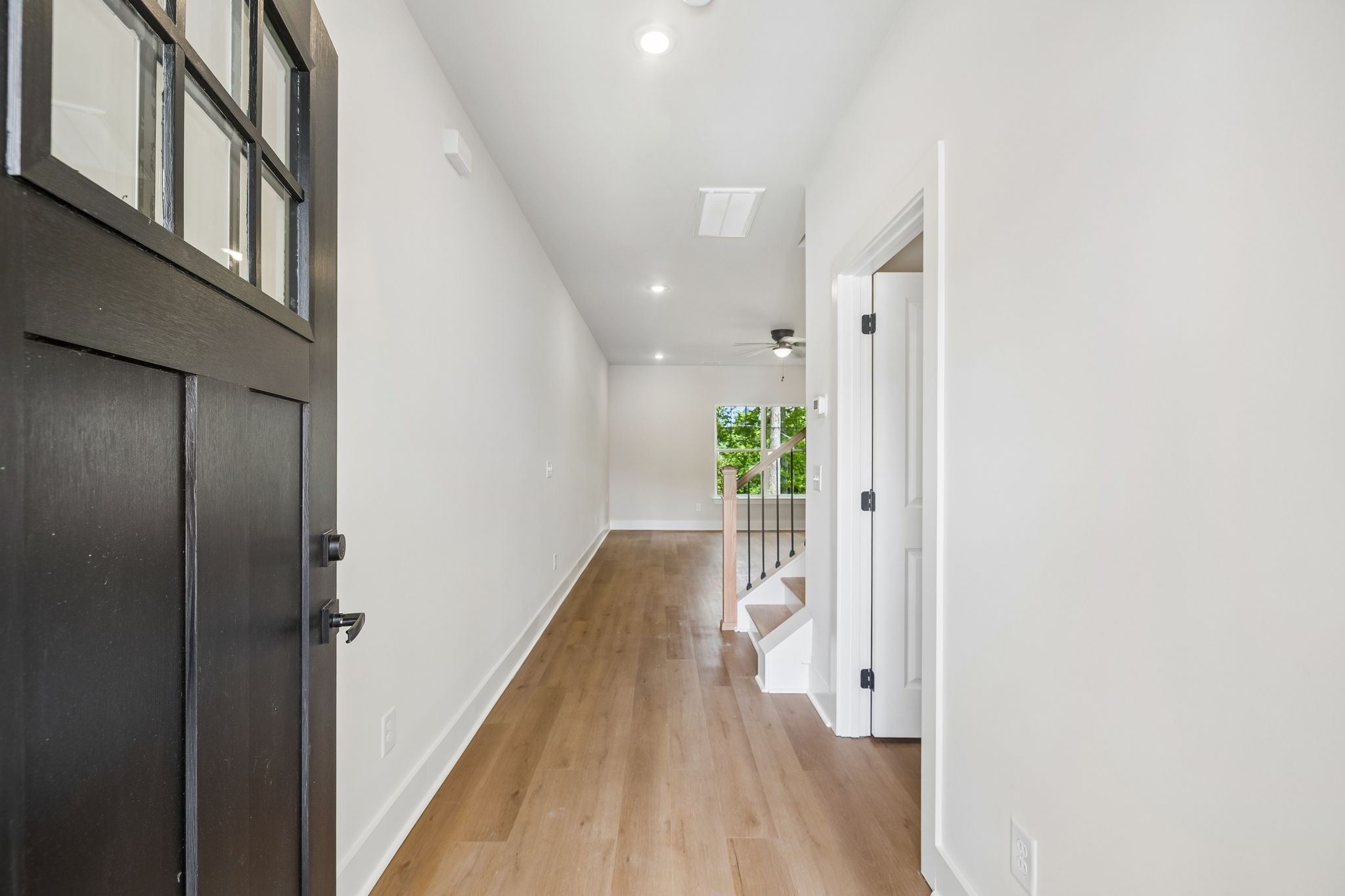 1064 Stagecoach Dr