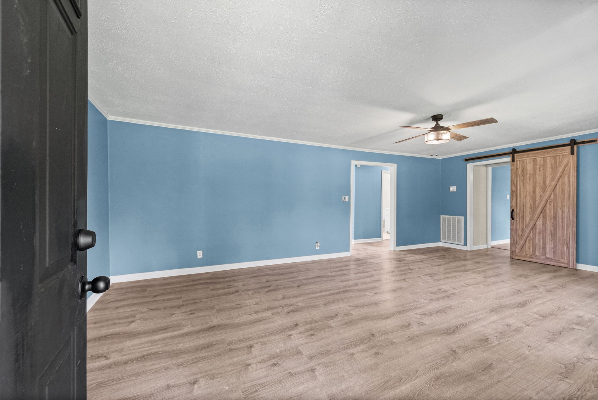 3594 Oakwood Rd