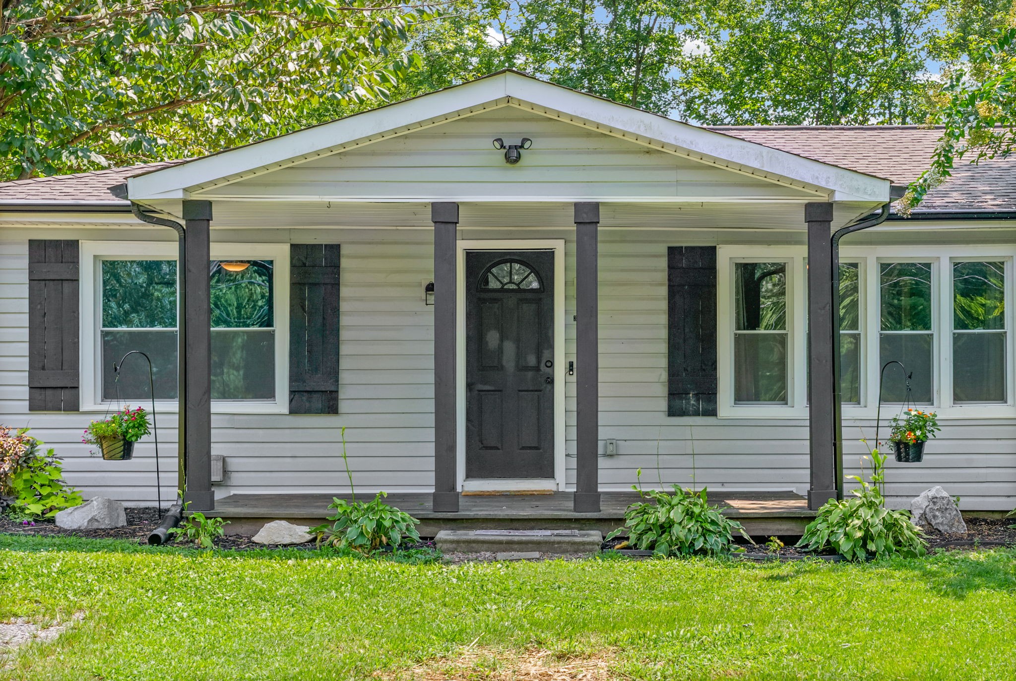 3594 Oakwood Rd