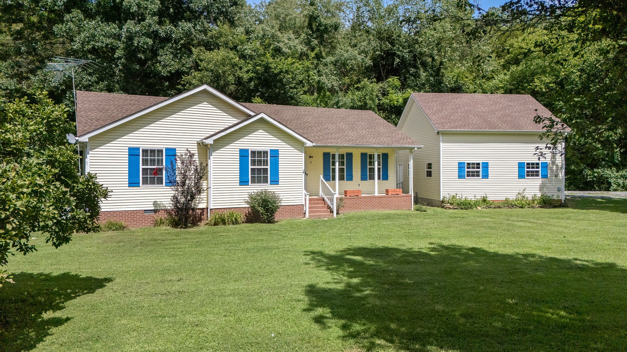 45 McAllister Ln