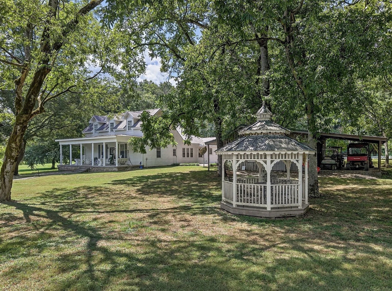 54 Warden Rd