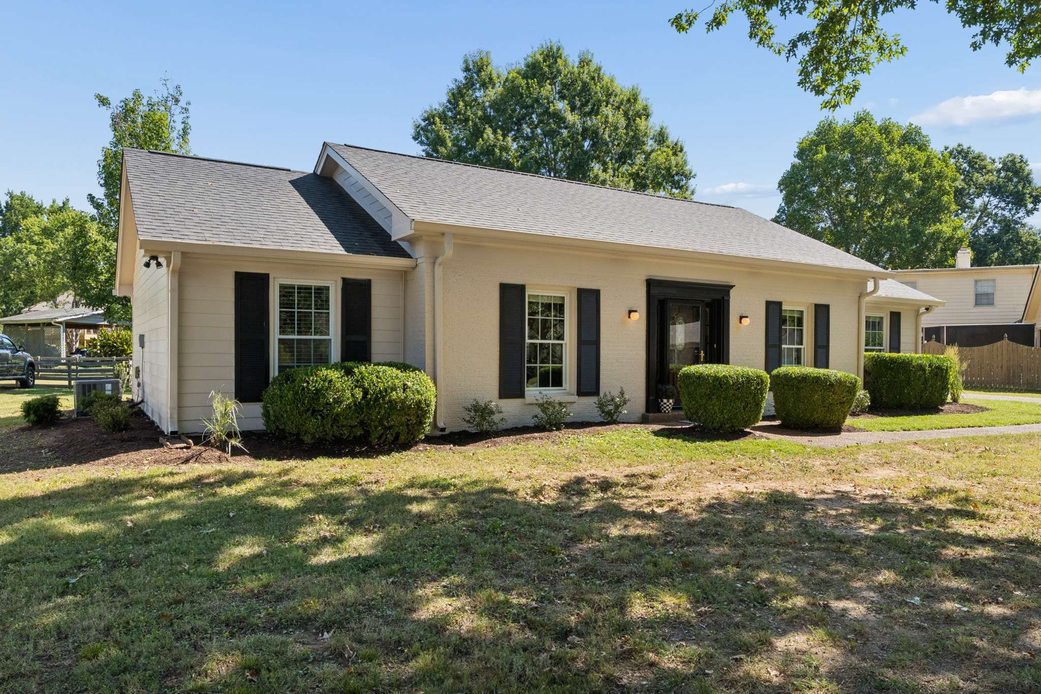 1006 Boxwood Dr