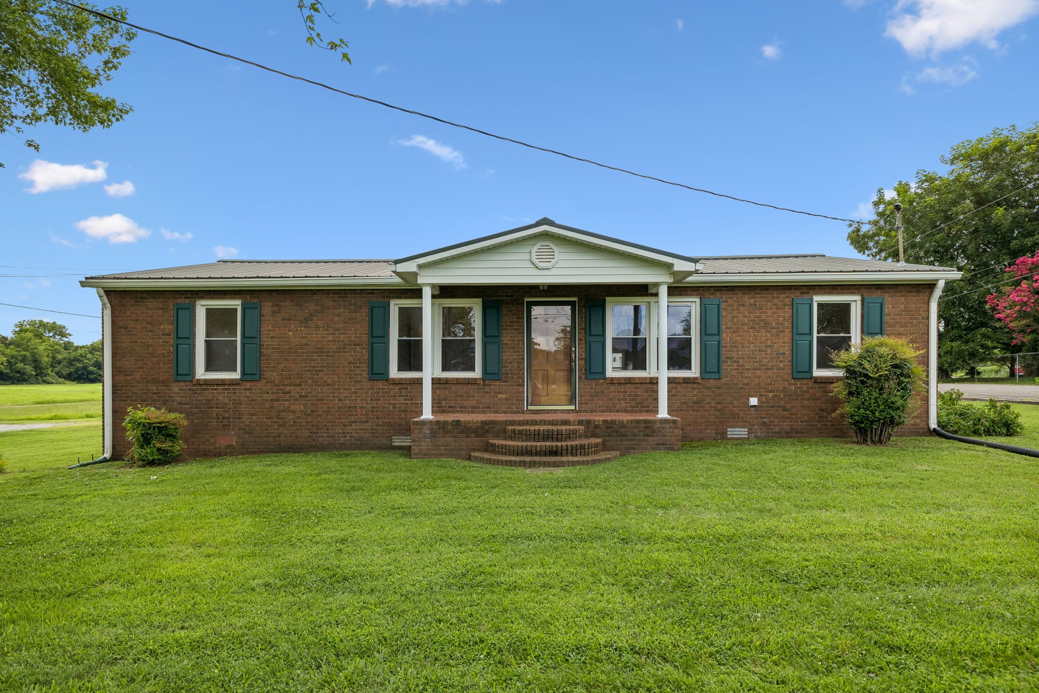 861 Fox Ln