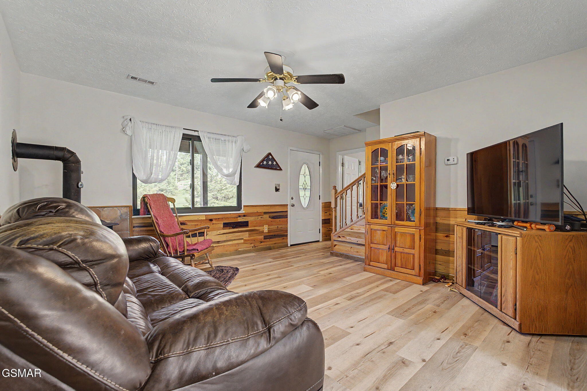 4246 Meadow Circle