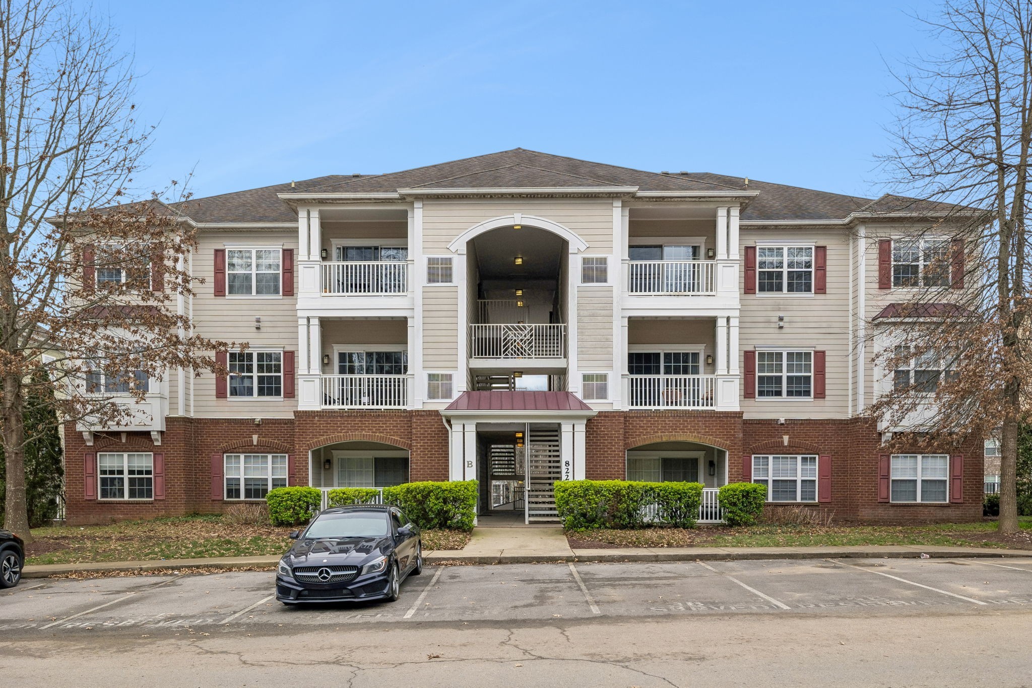 8221 Lenox Creekside Dr