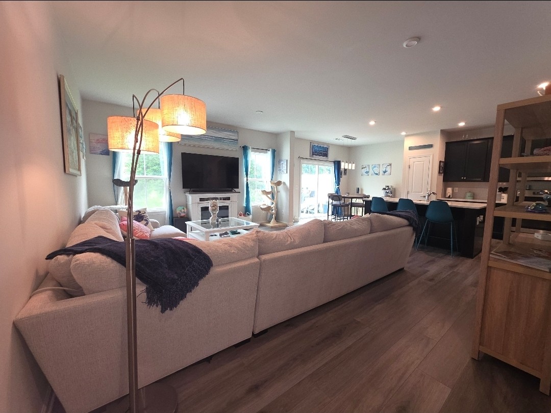 1466 Carderock Springs Dr