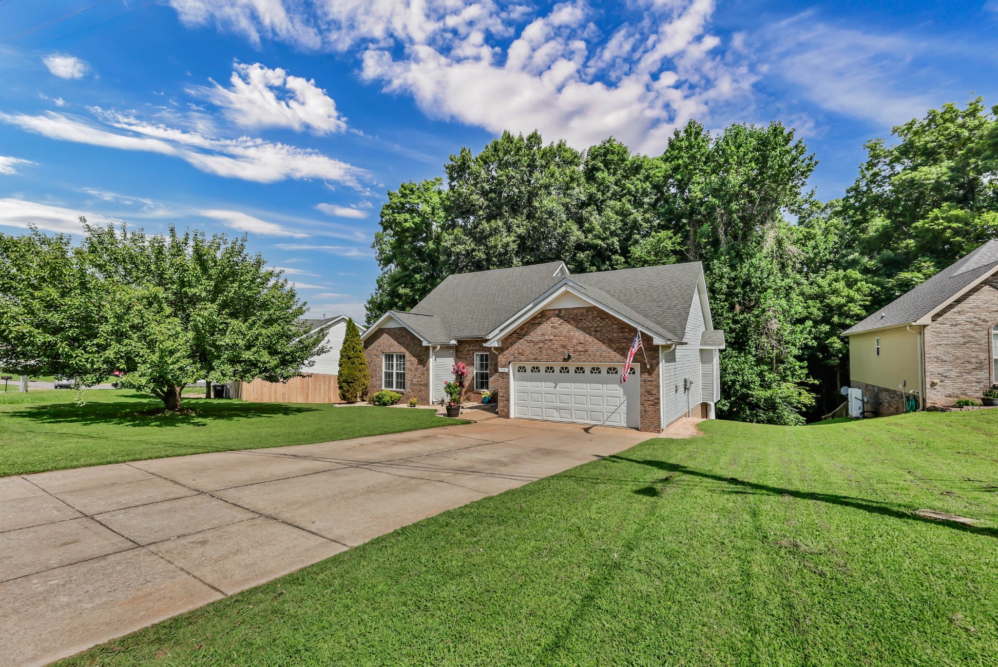 79 West Dr