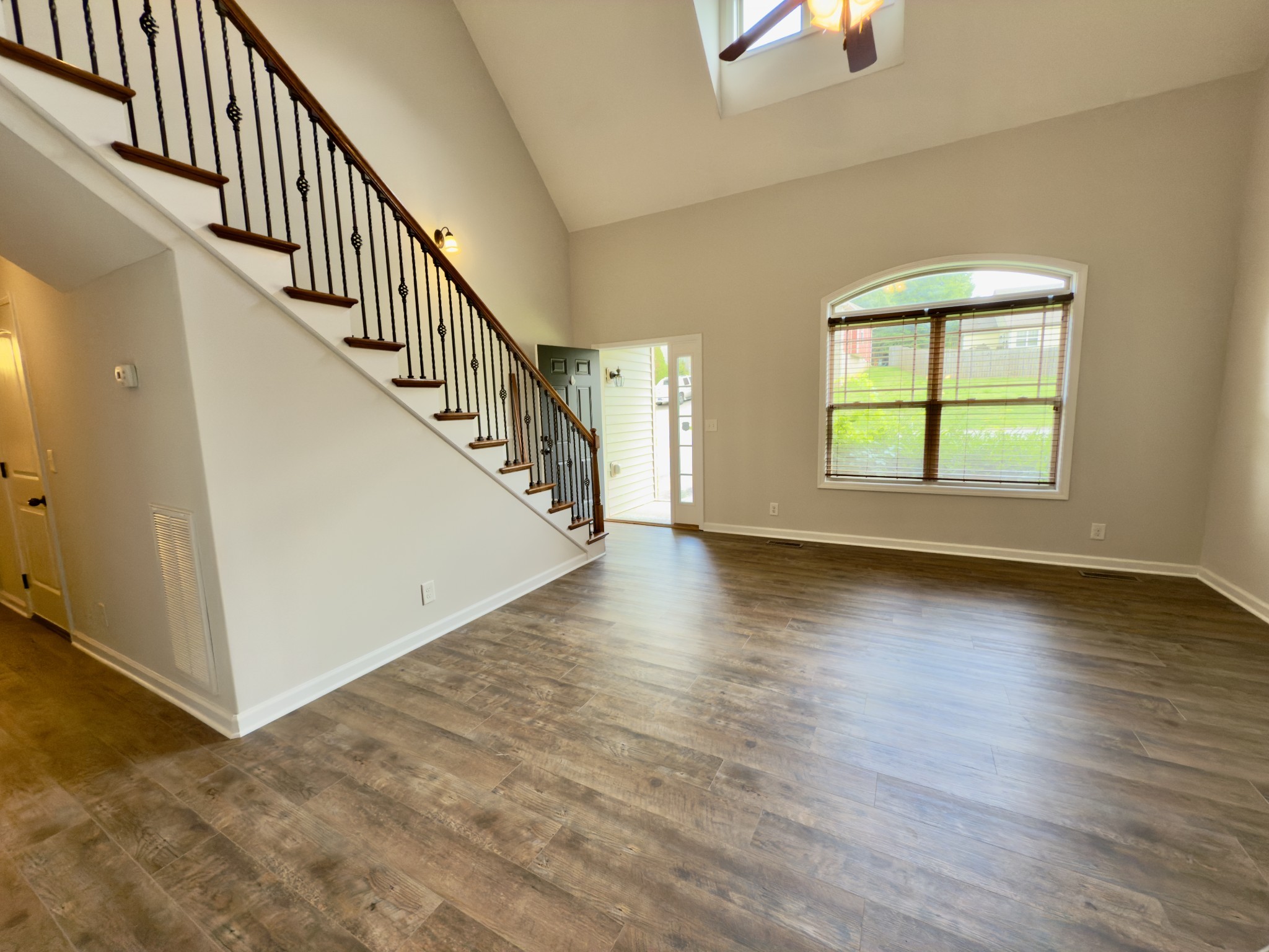 638 Hidden Valley Dr