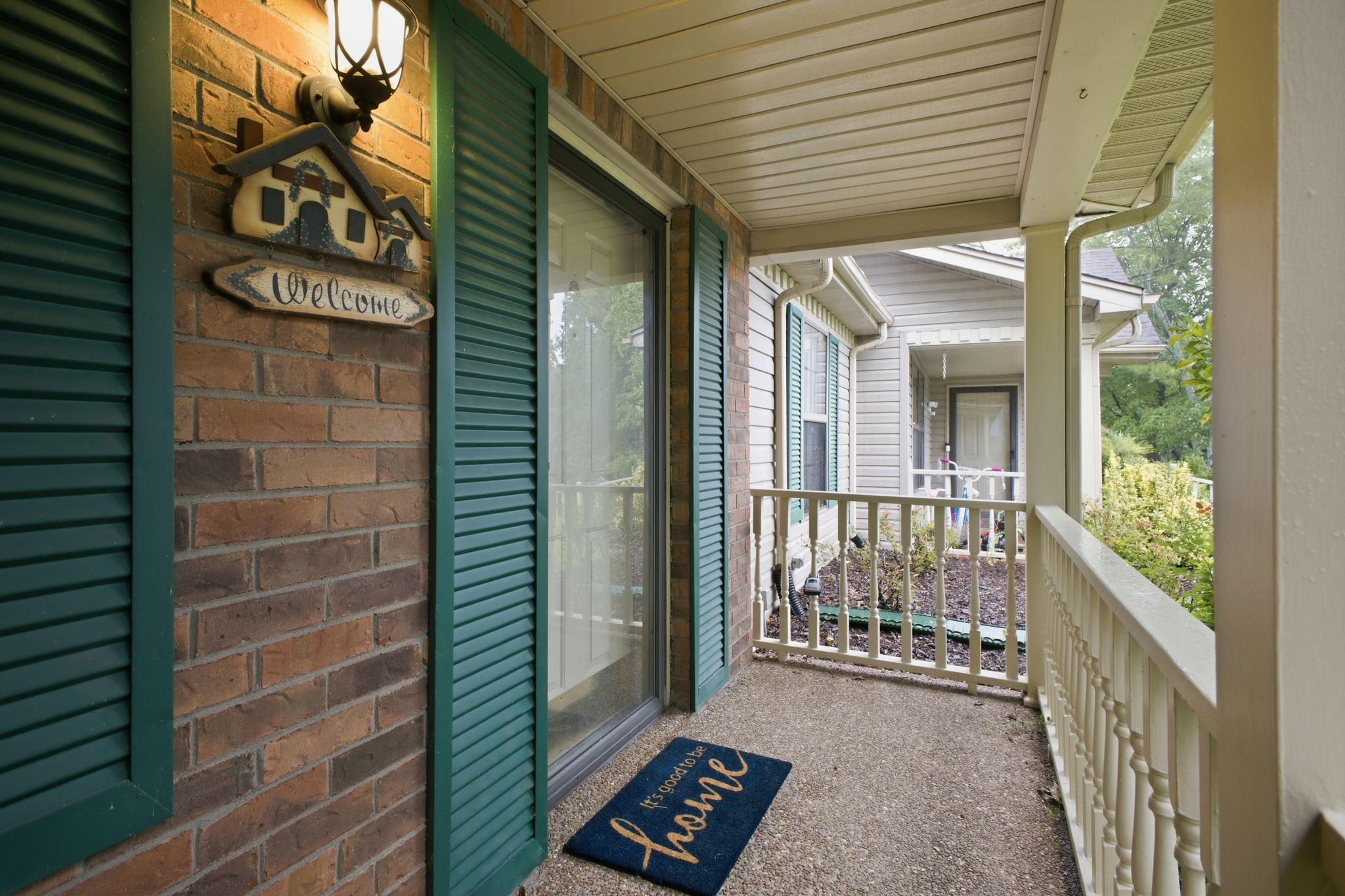 525 Upsall Dr