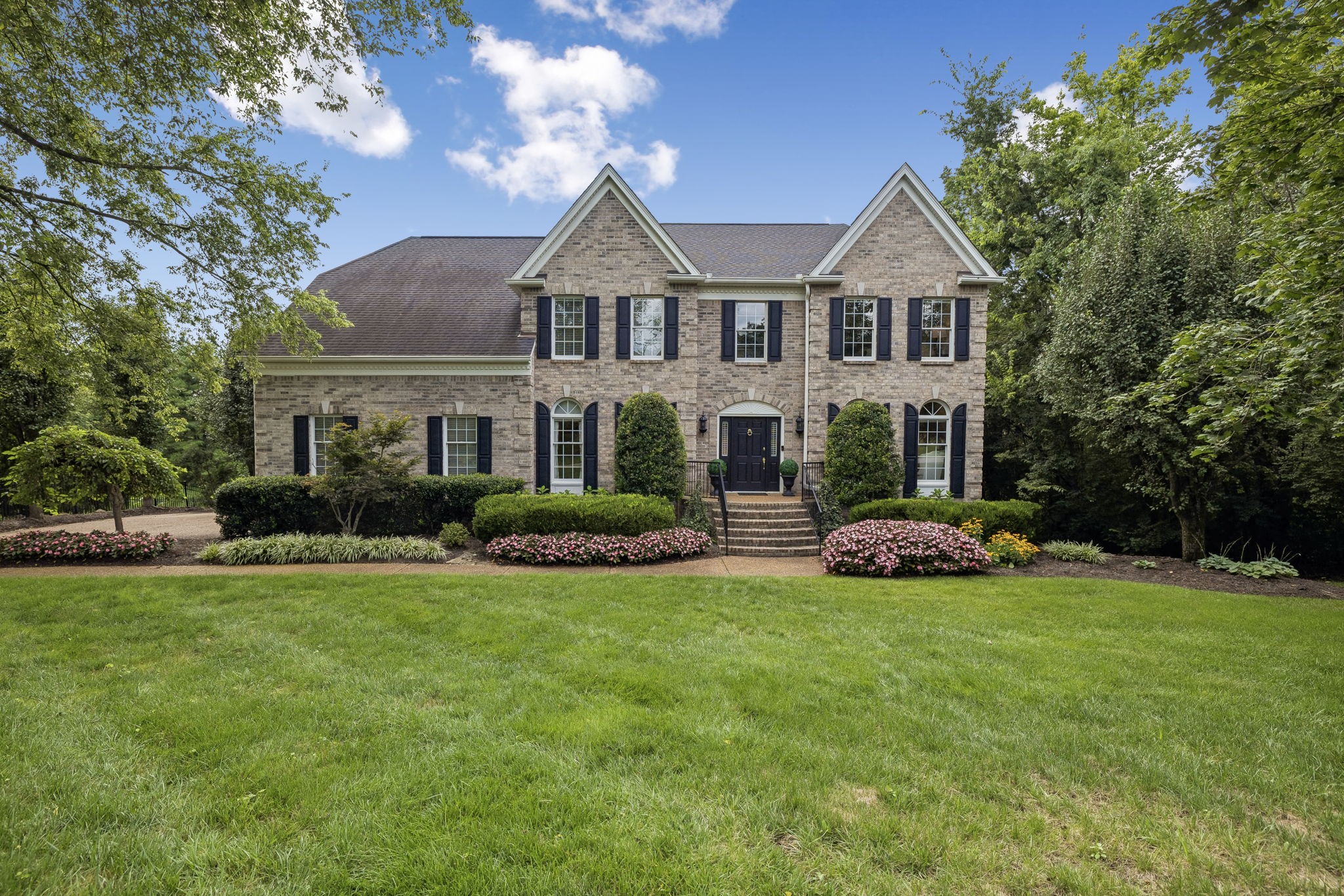 9023 Fallswood Ln