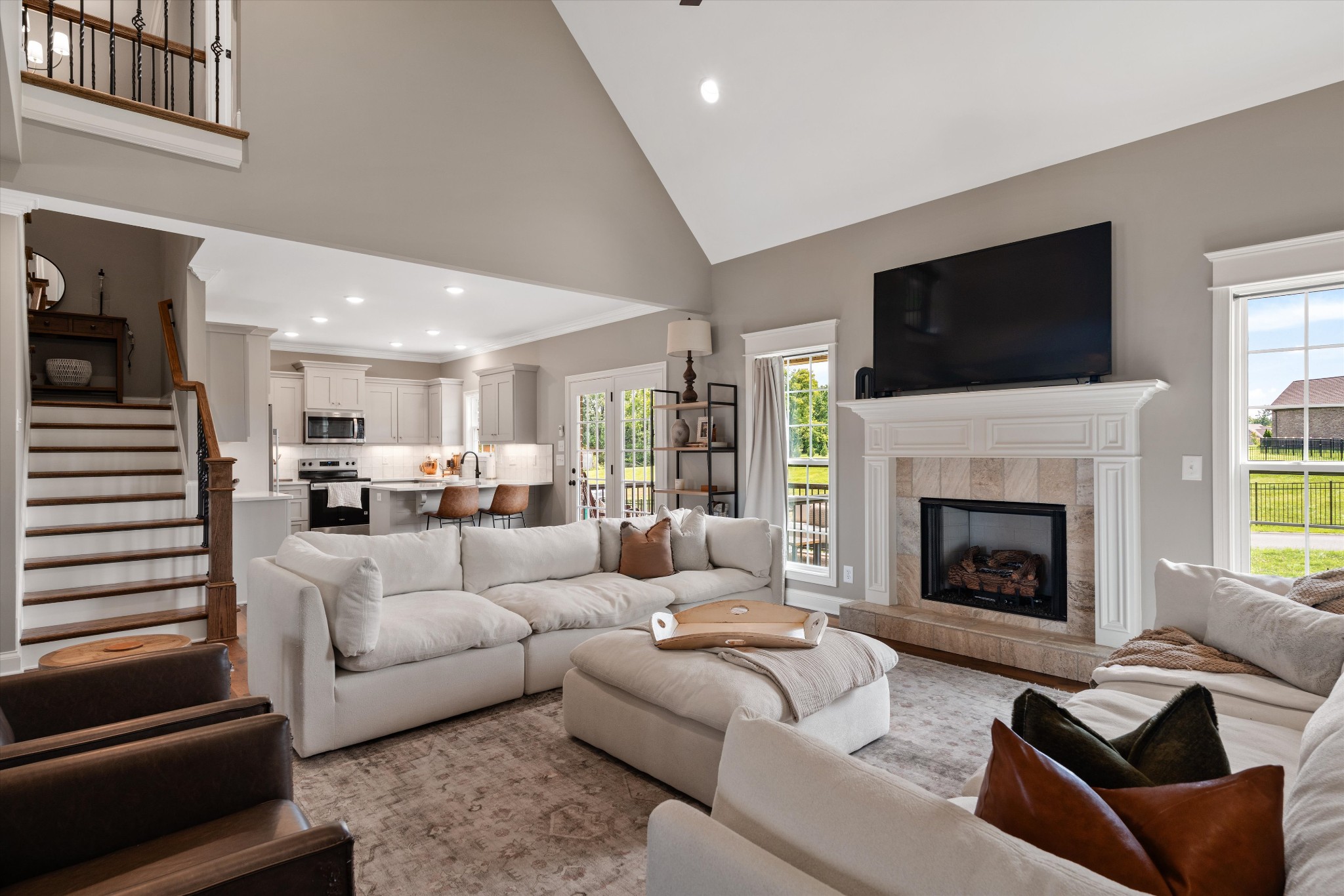 1121 Joe Martin Ln