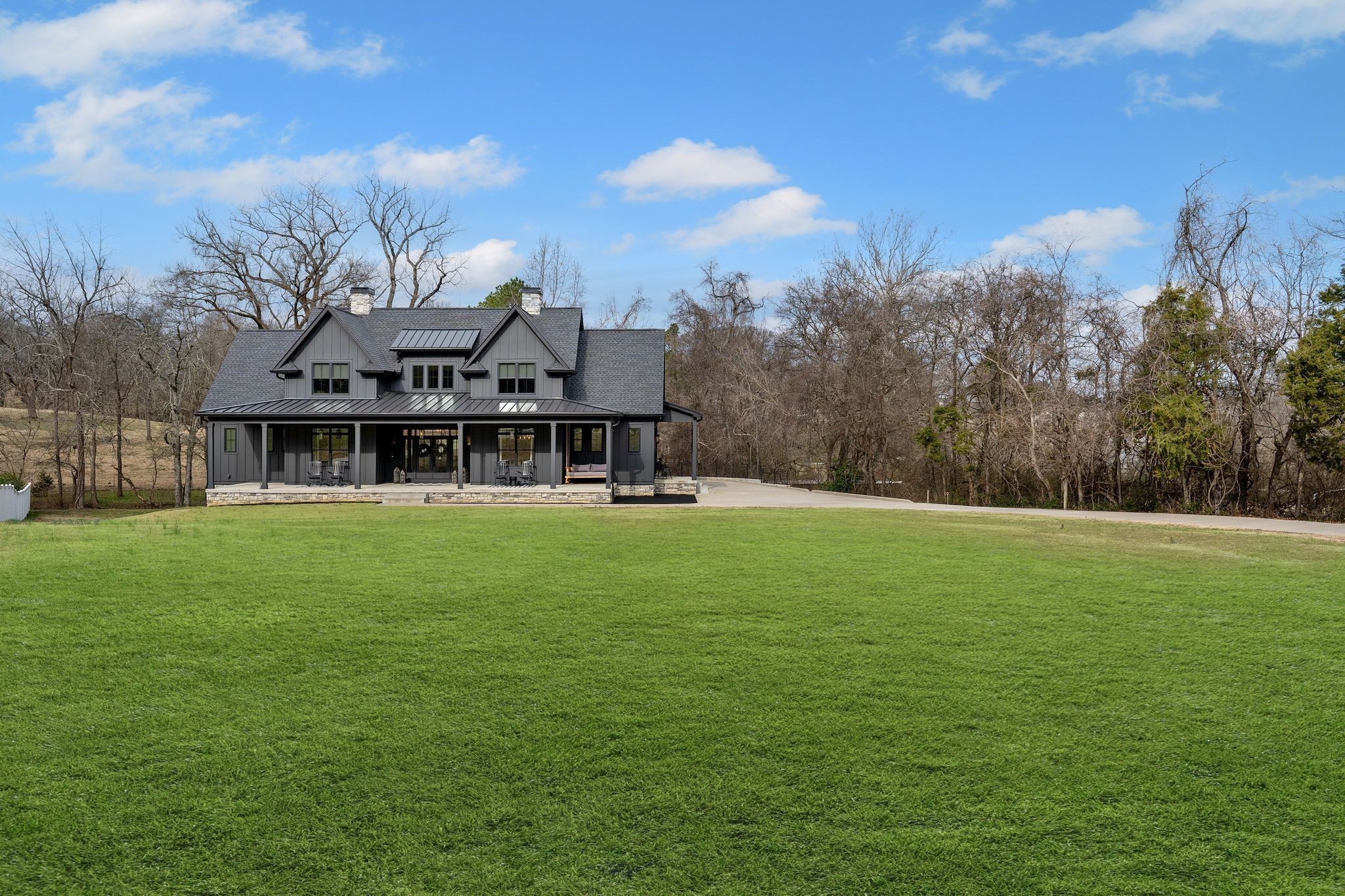741 Saundersville Ferry Rd