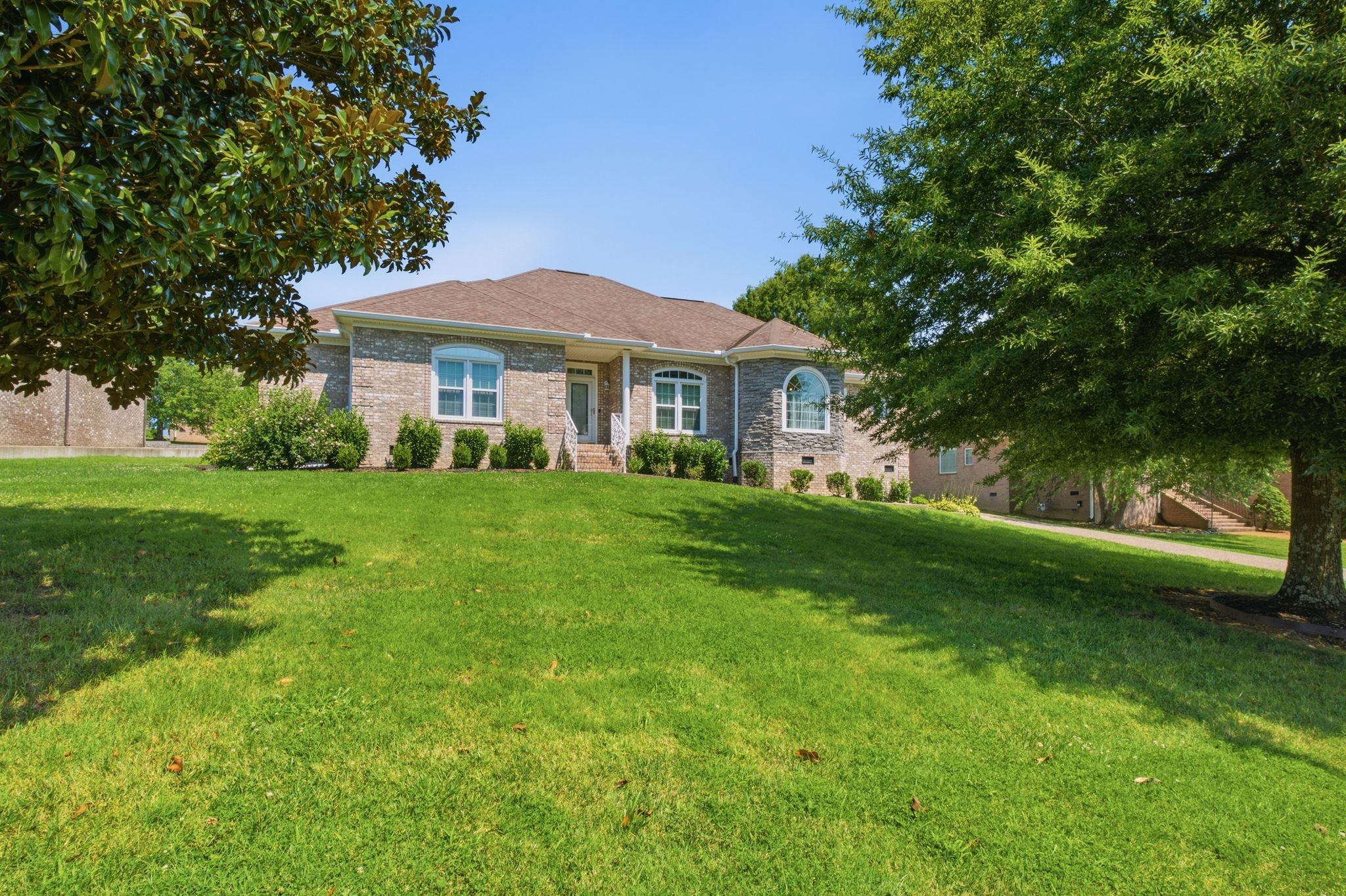 114 Collinwood Dr