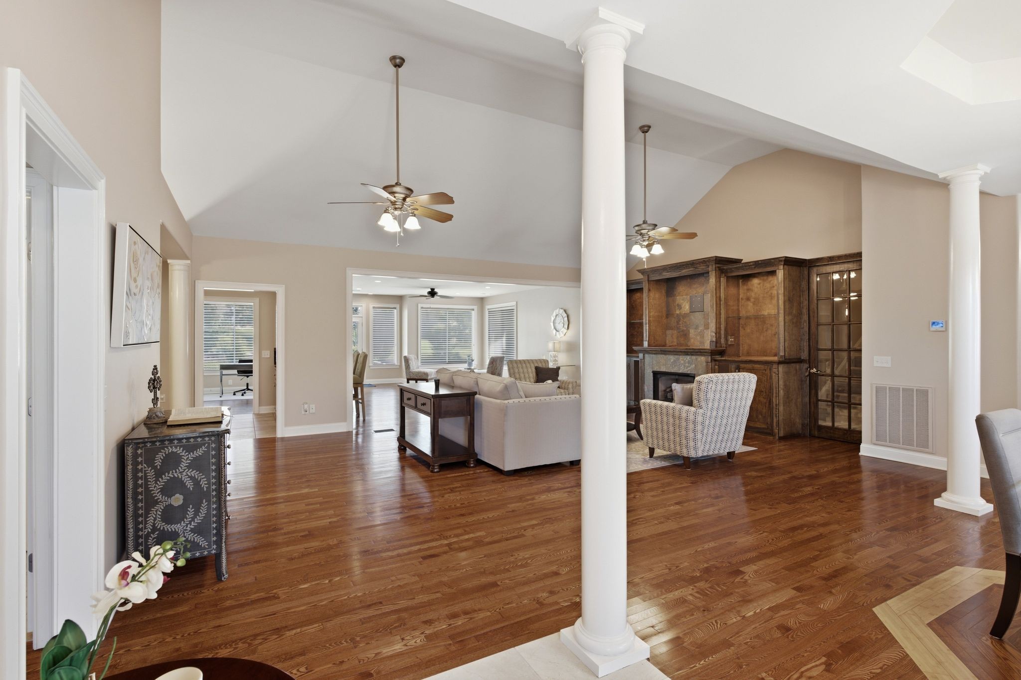 114 Collinwood Dr