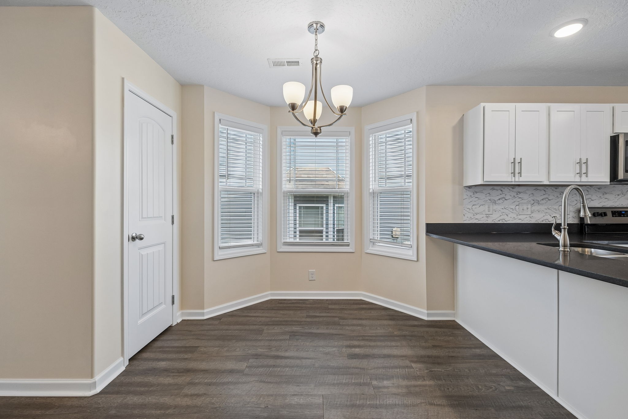 204 Woodland Valley Lane