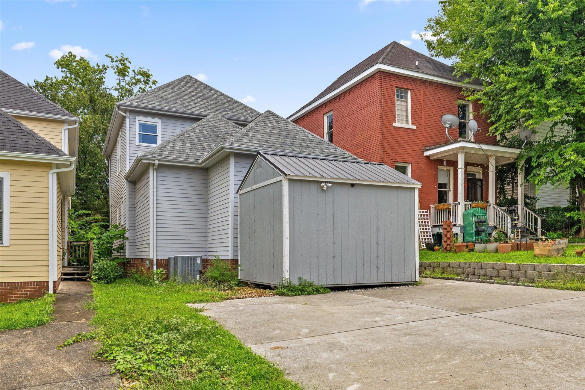 803 Fairview Avenue