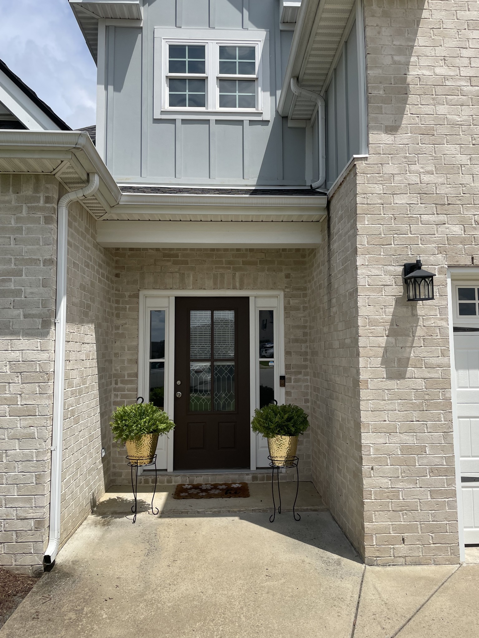 303 Edna May Dr
