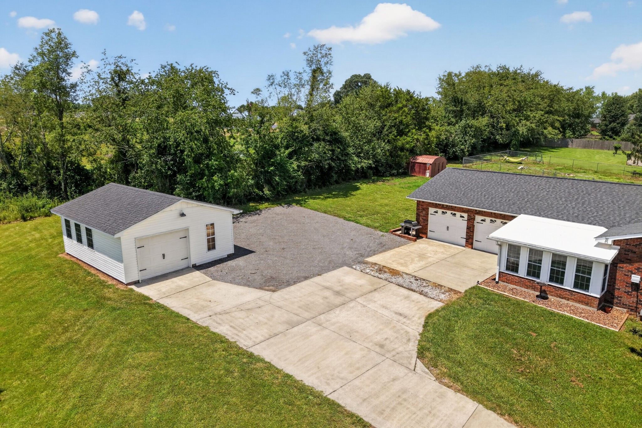 225 Westgate Dr