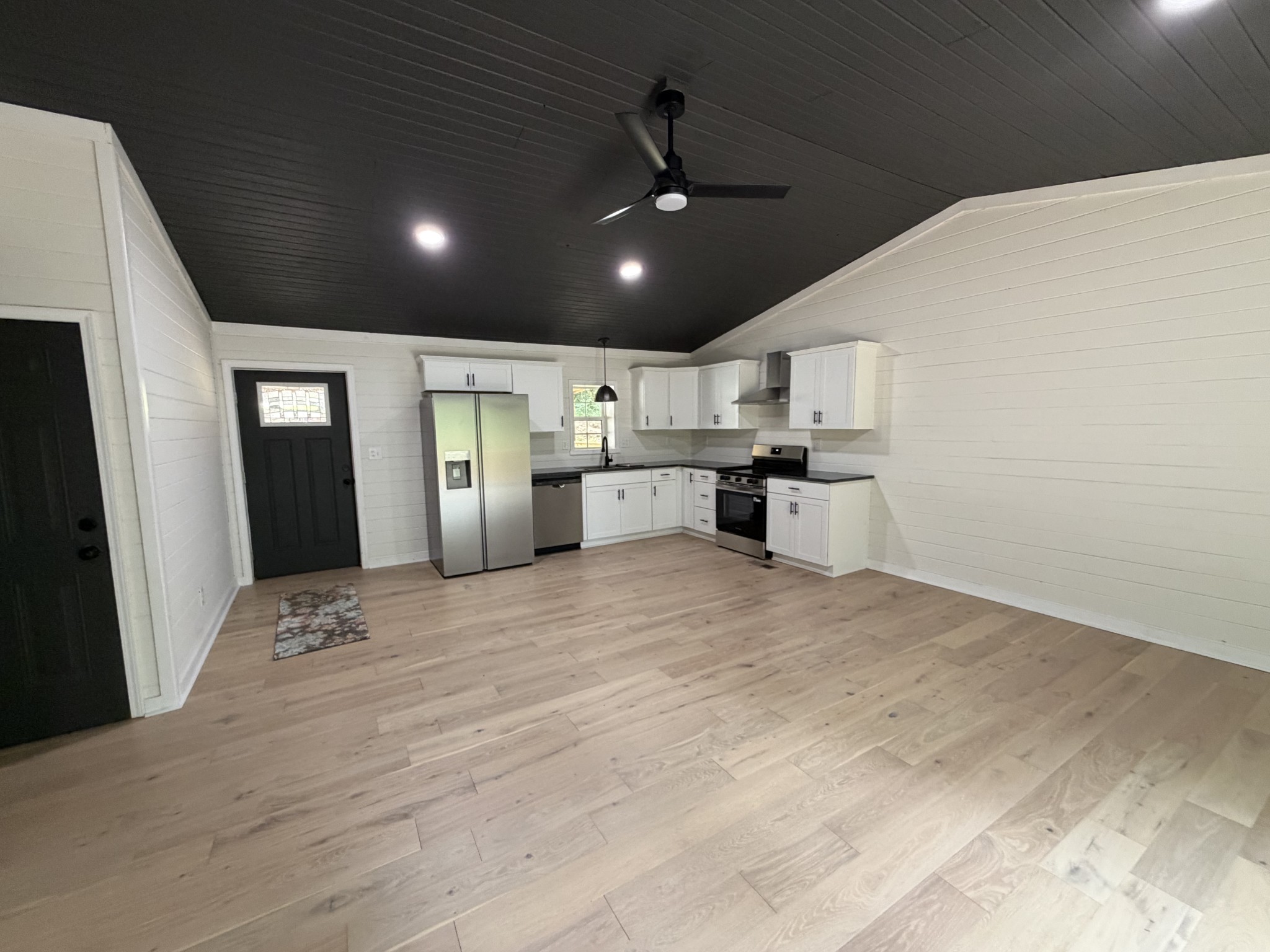 267 Collins River Dr