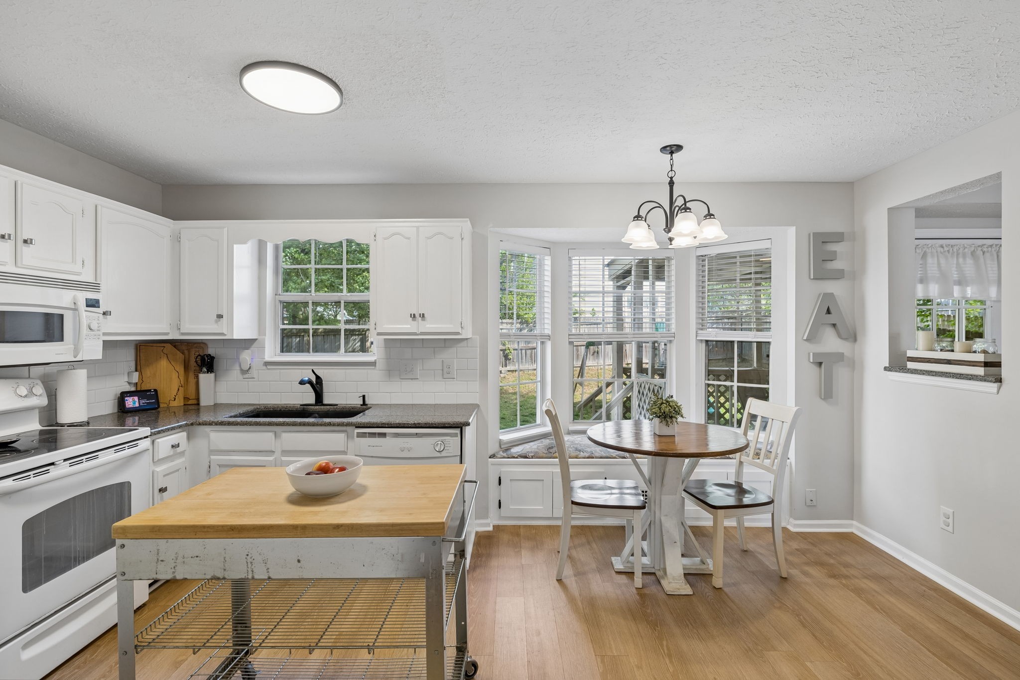 1125 Dawnwood Dr