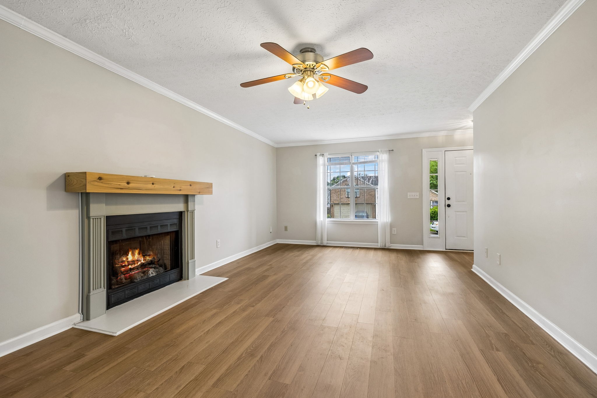 1125 Dawnwood Dr
