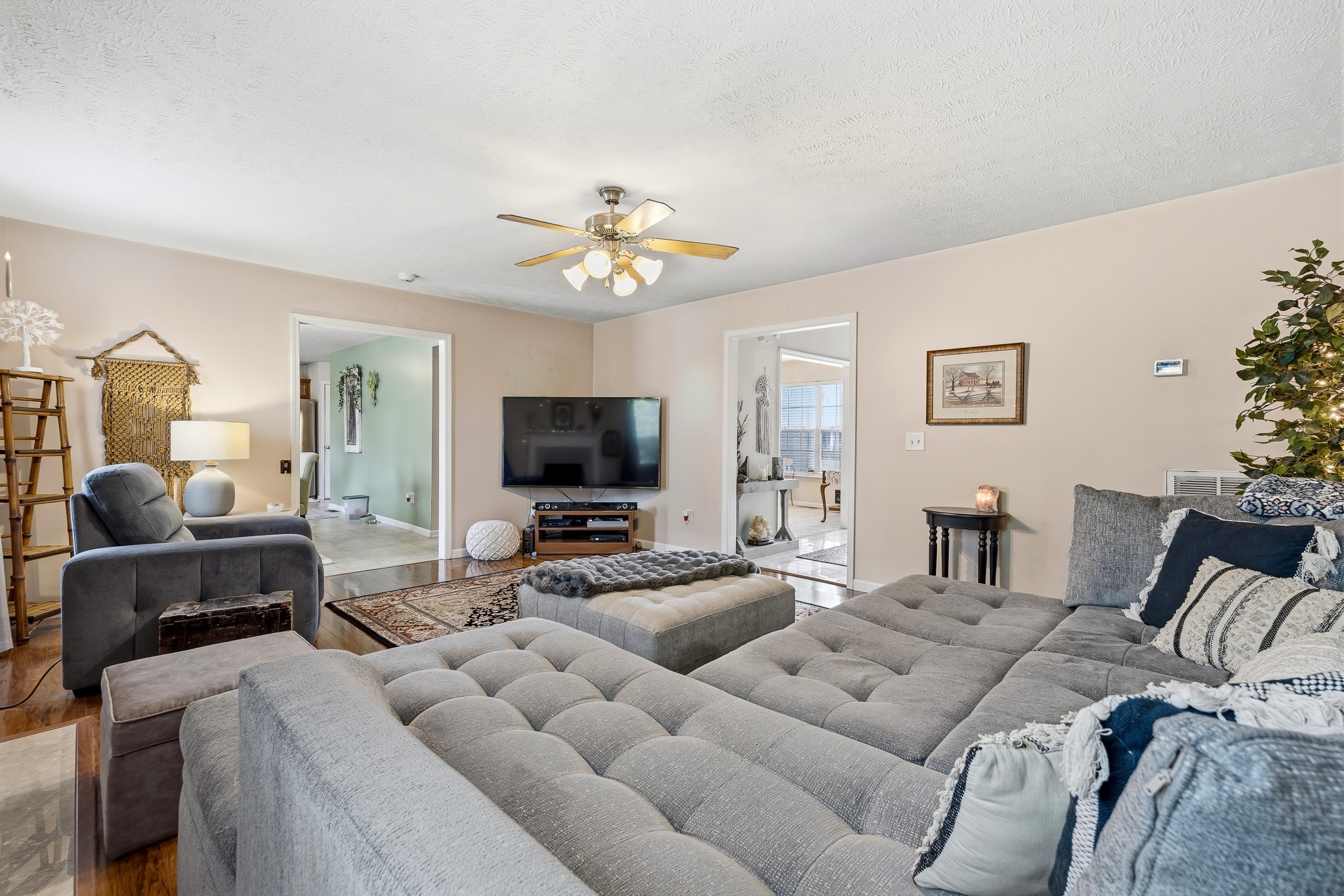 212 Grovedale Trce