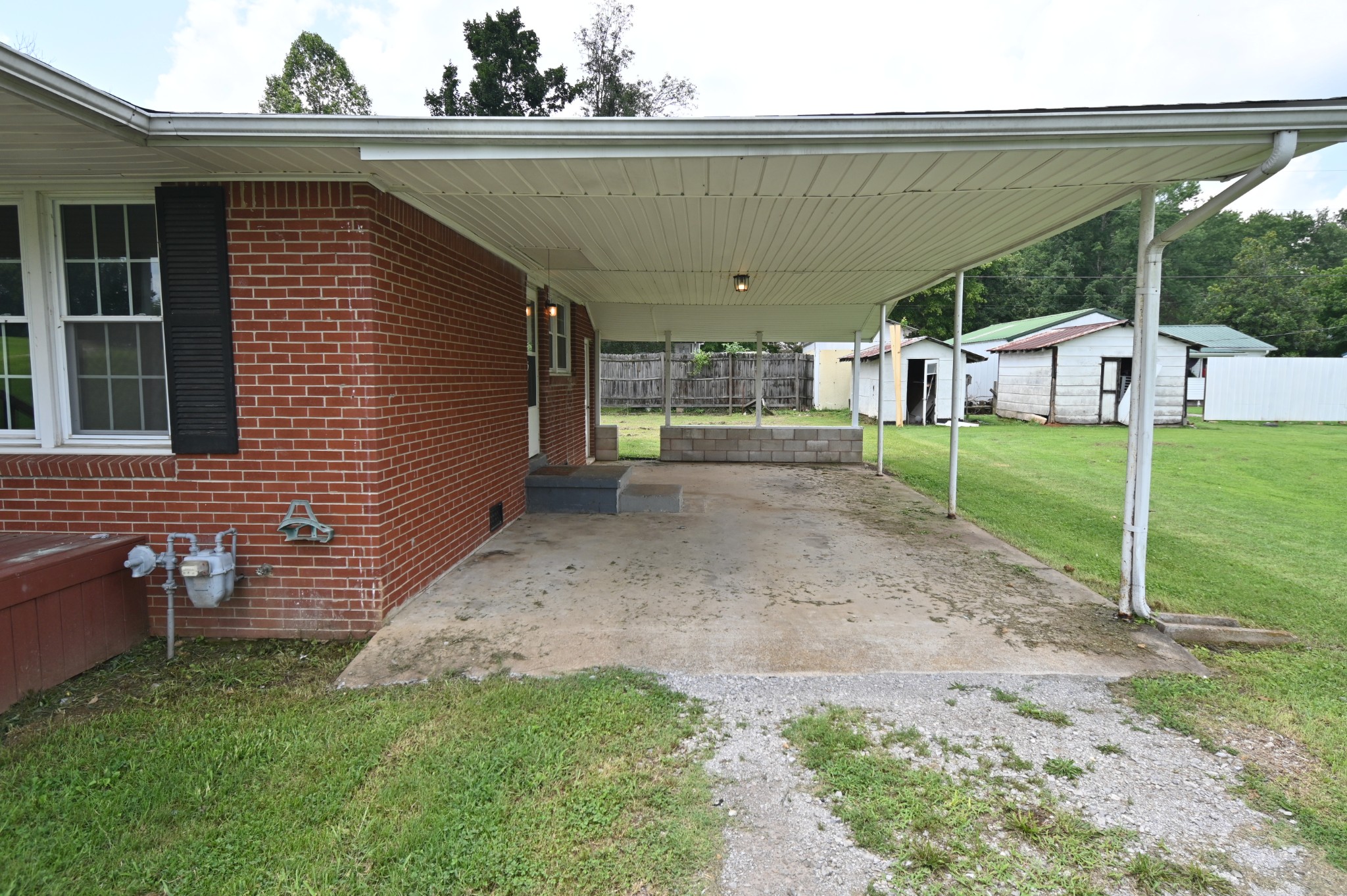 66 Hillview Dr