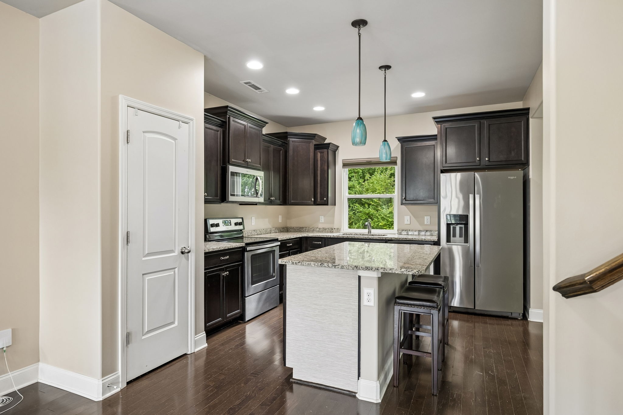 1070 Daniel Ln