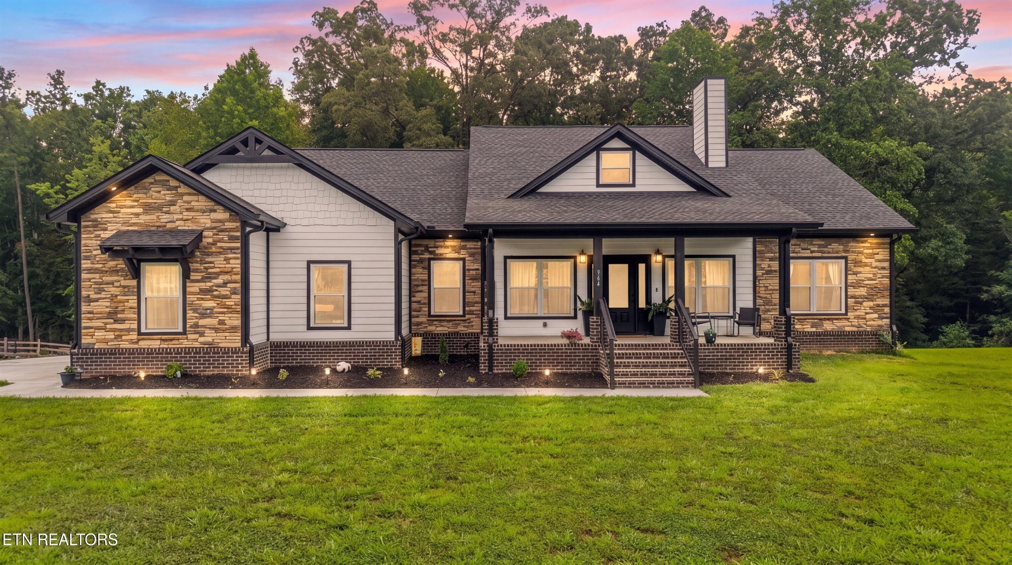 964 Deerwood Drive
