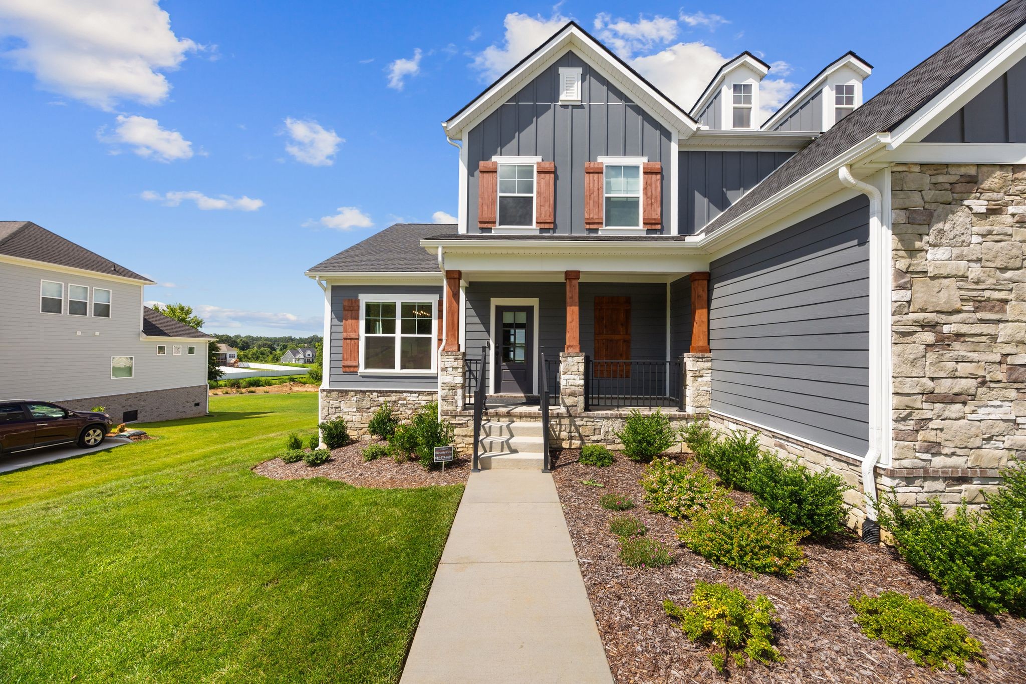 7308 Dutch River Cir