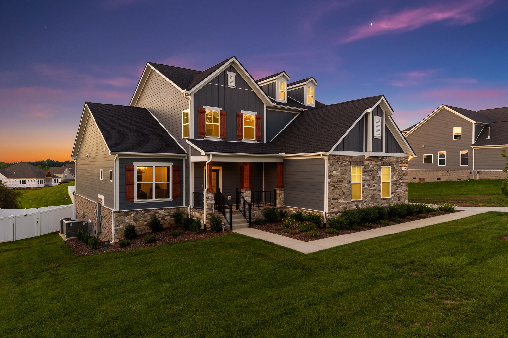 7308 Dutch River Cir