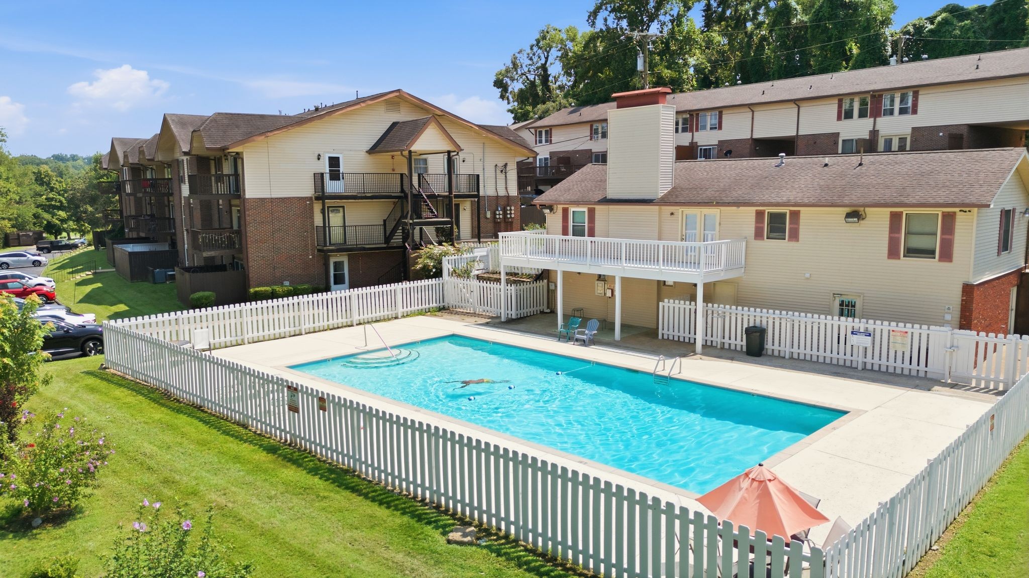 500 Paragon Mills Rd