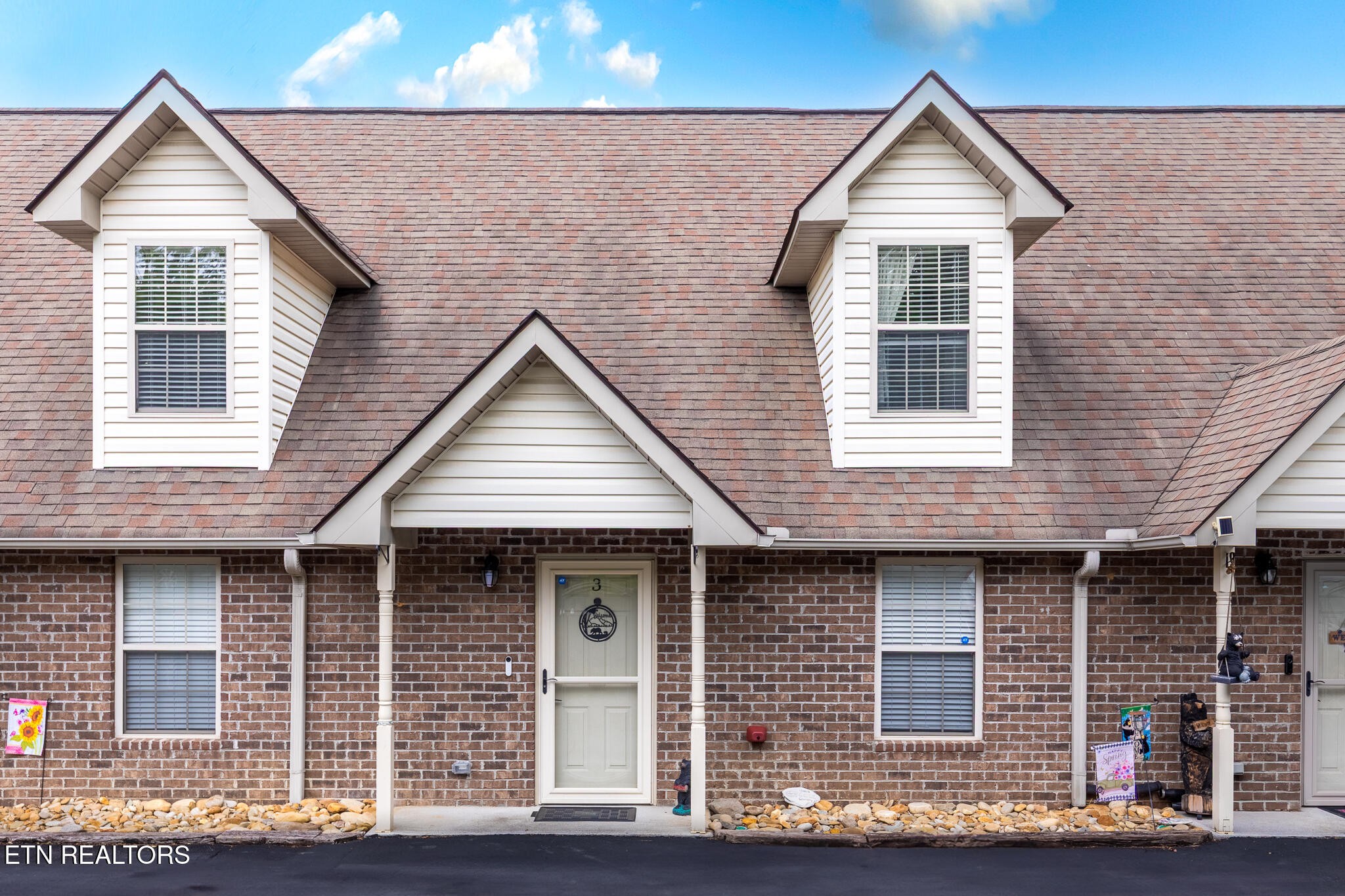 3347 Frontier View Drive