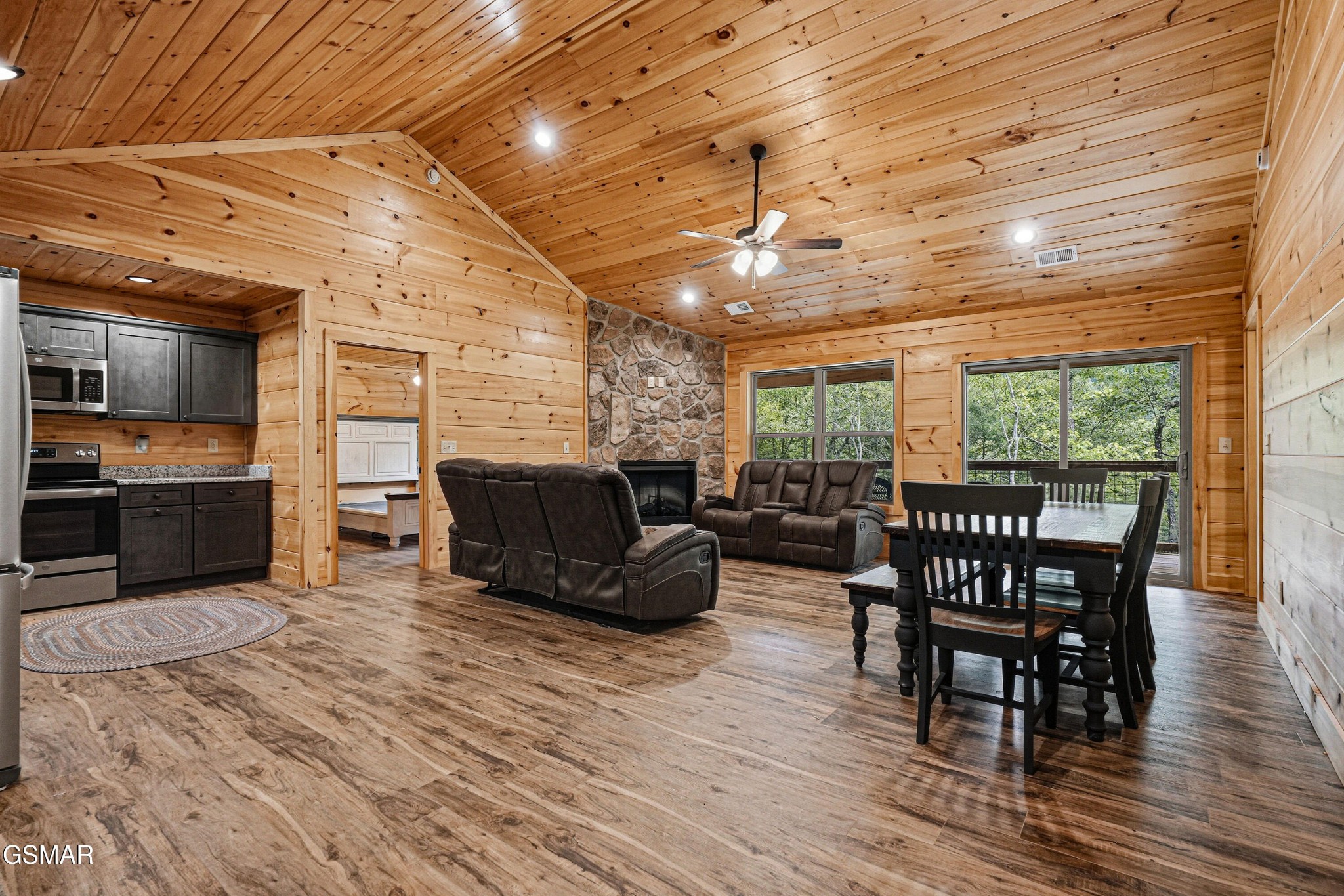 4923 Cote Way