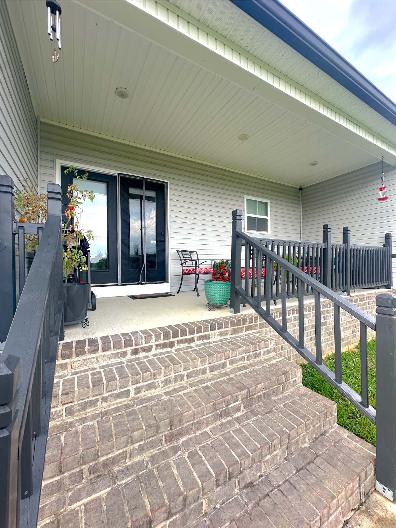 311 Autumn Hills Dr