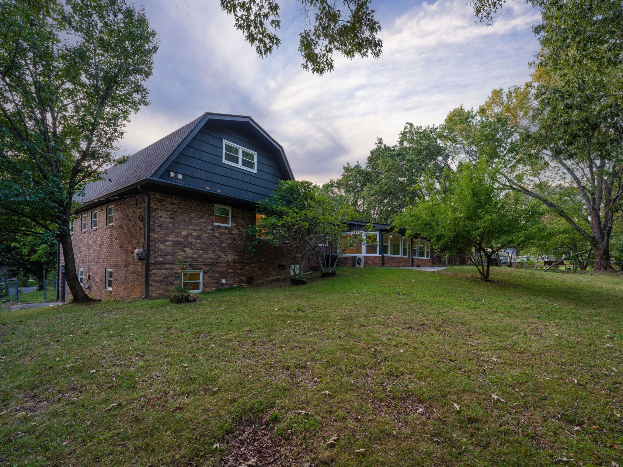 1220 Franklin Dr