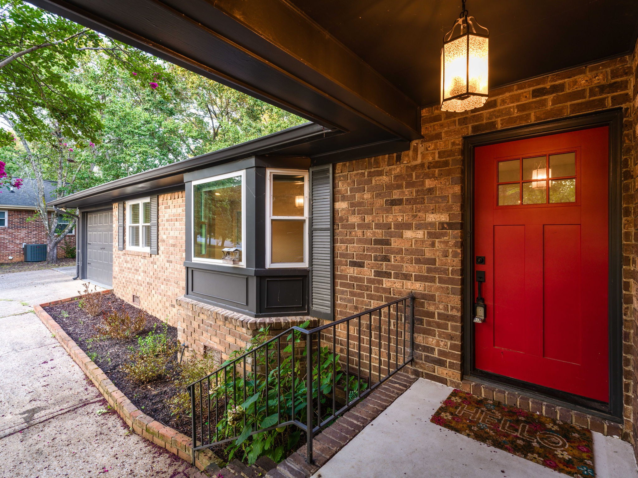 1220 Franklin Dr