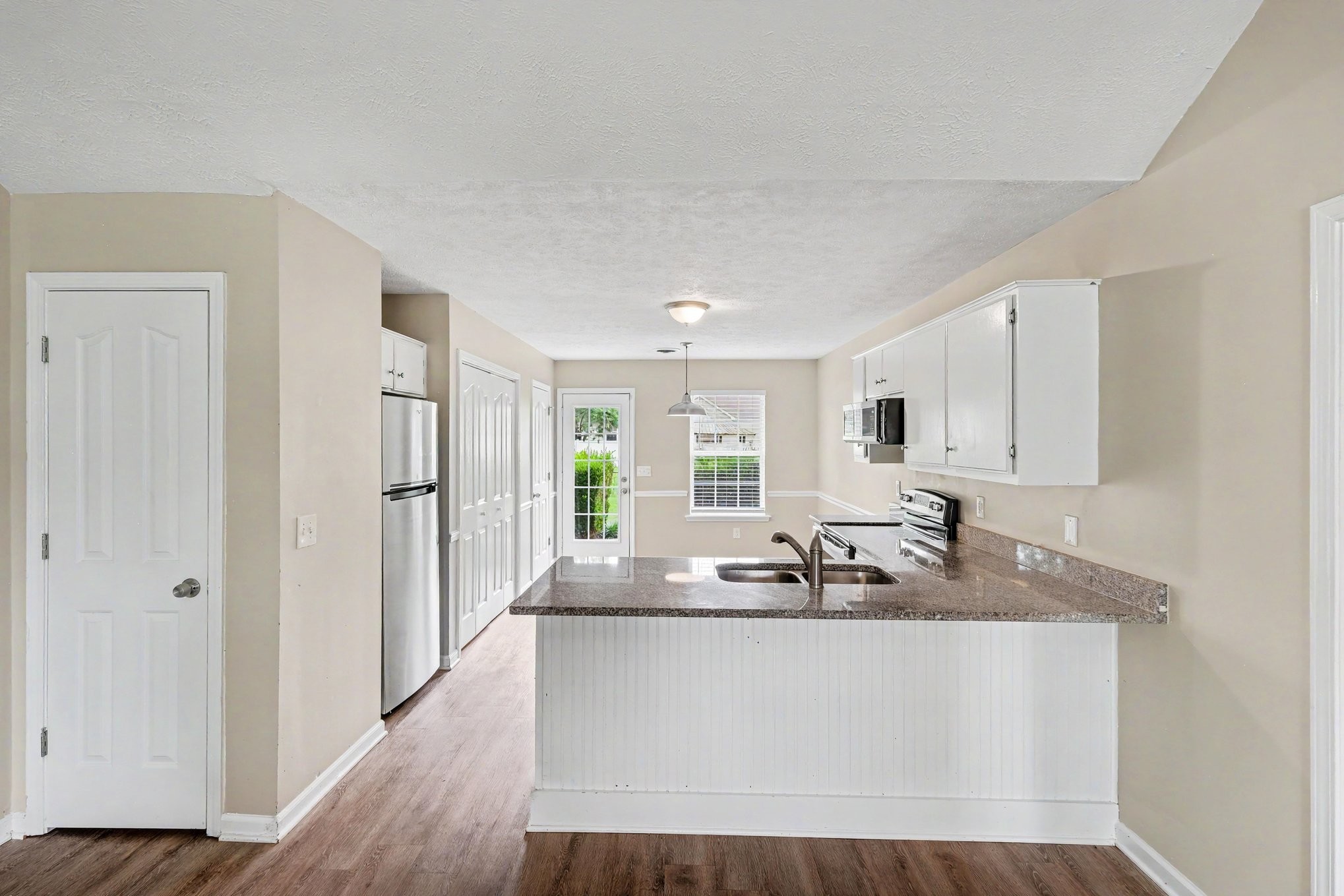 107 Breeze Dr