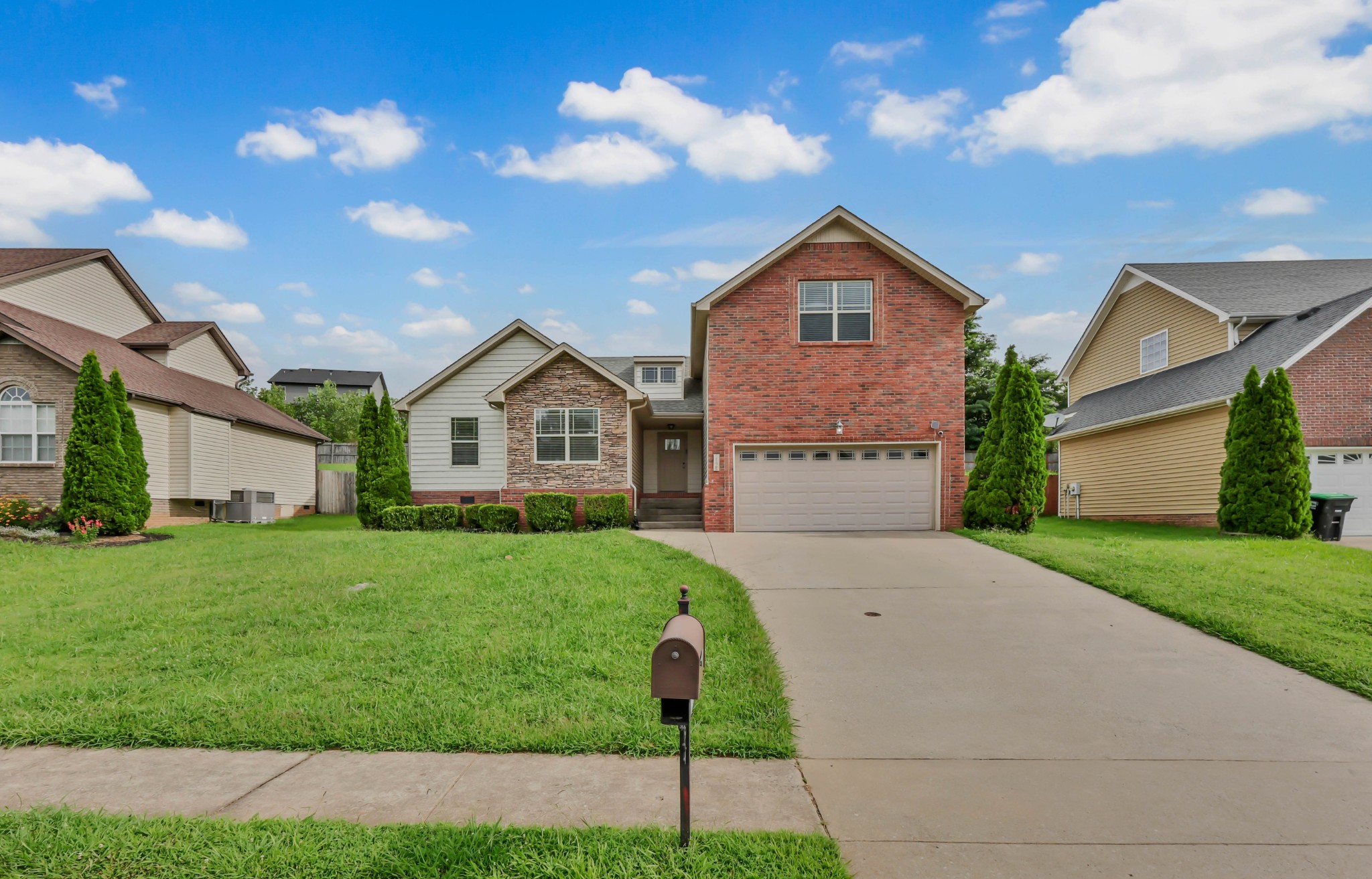 1125 Ishee Dr