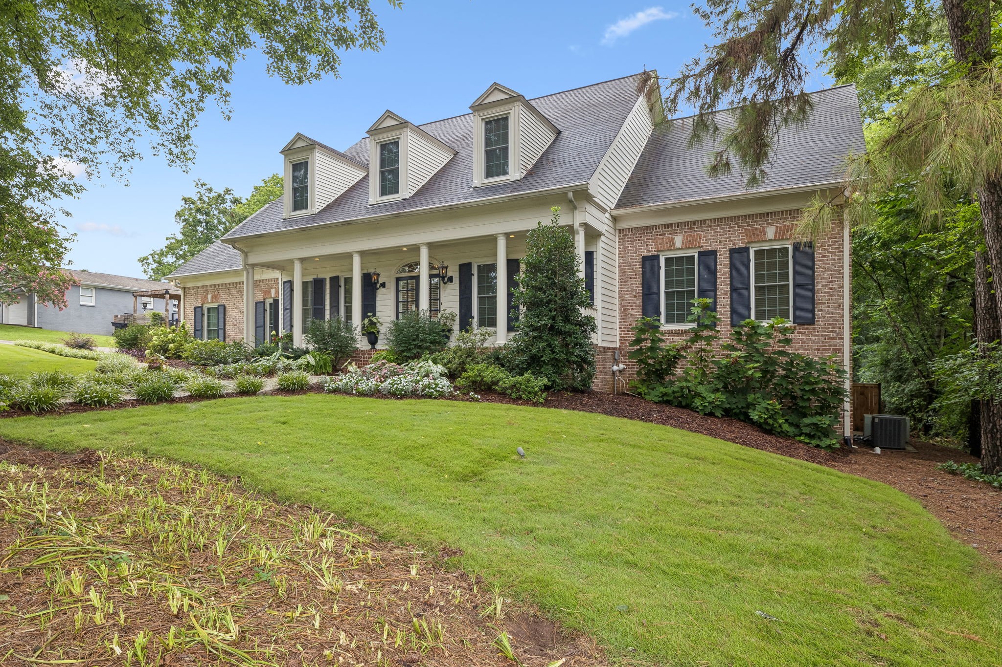1011 Buckingham Cir