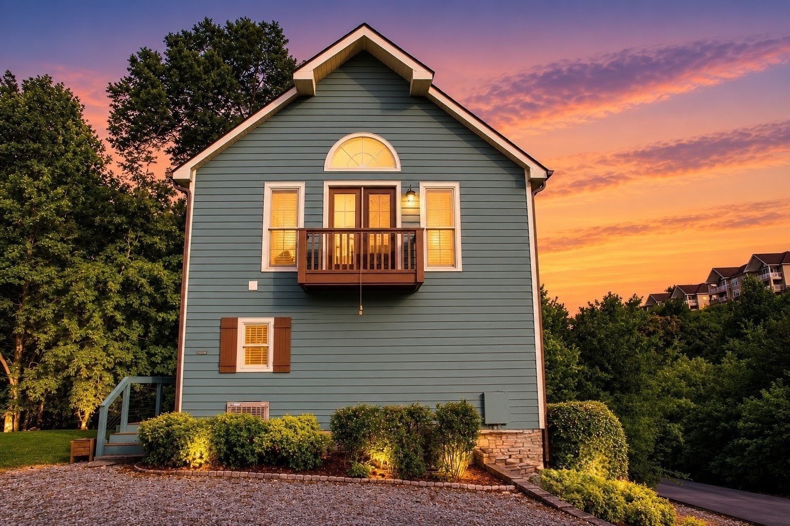 105 Bay Dr