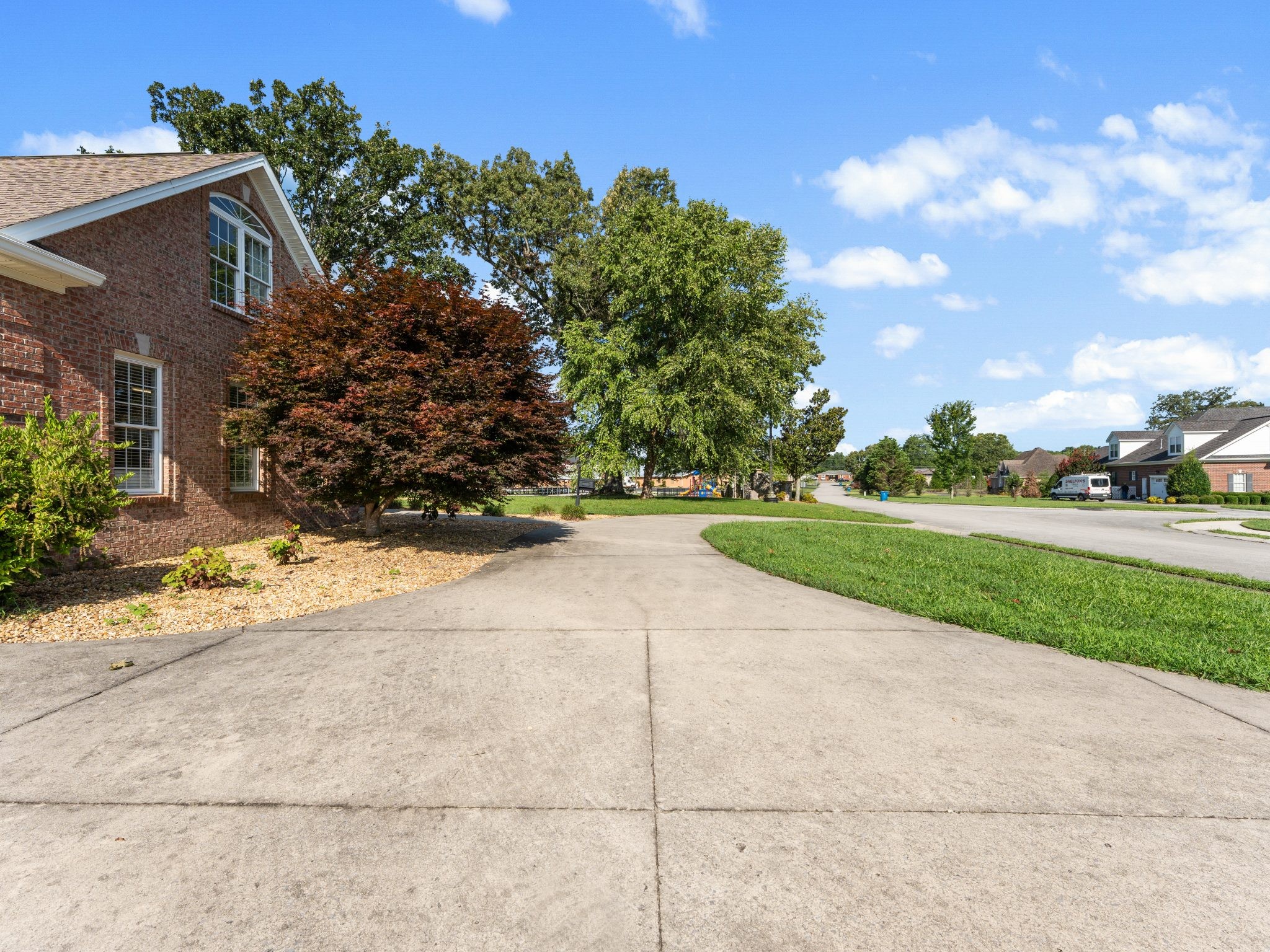 142 Heritage Cir