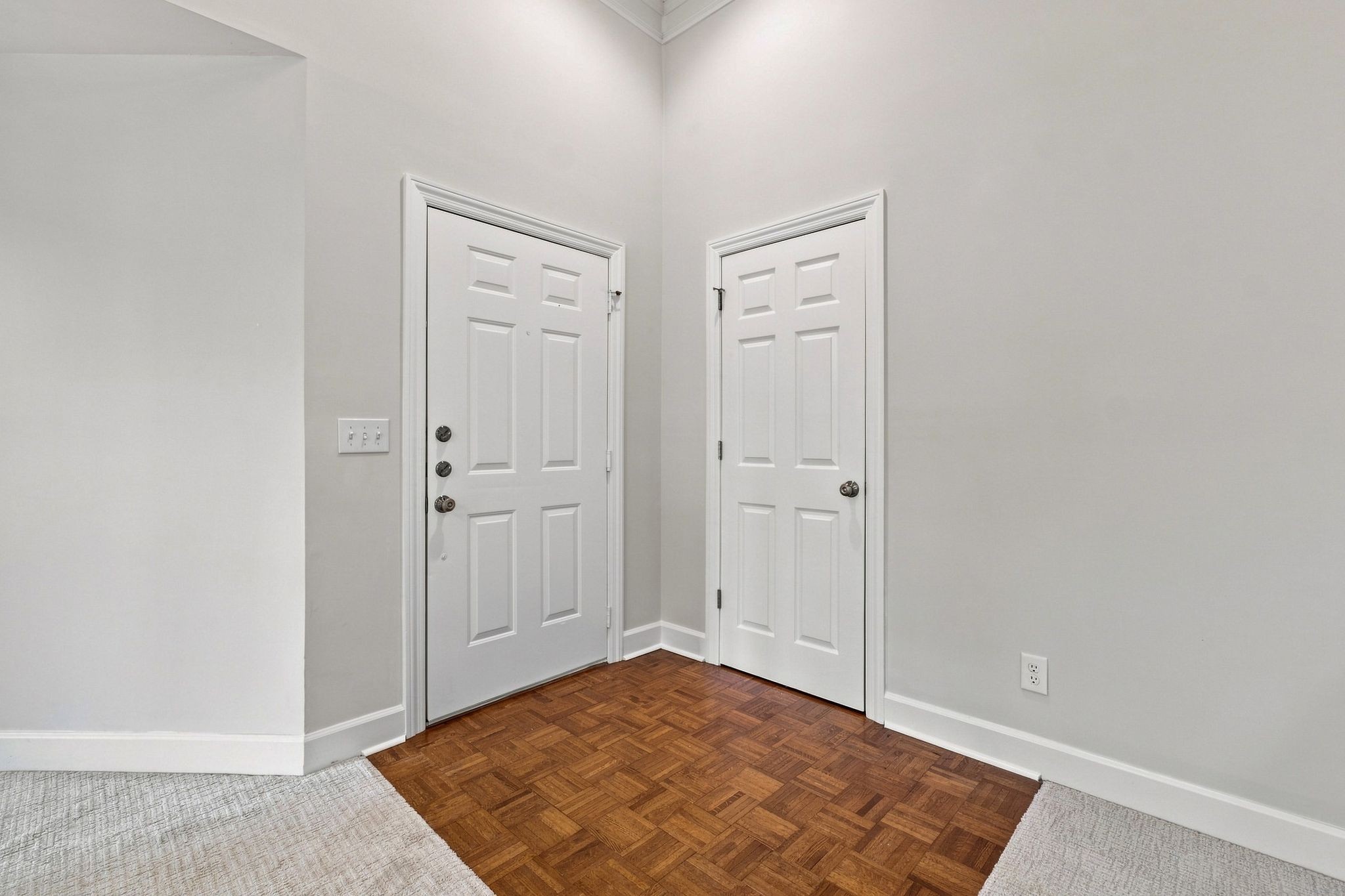 708 Arkland Pl