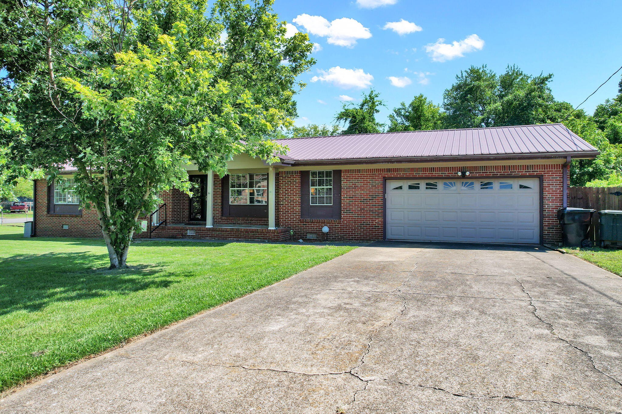 2805 Lilac Drive, NW