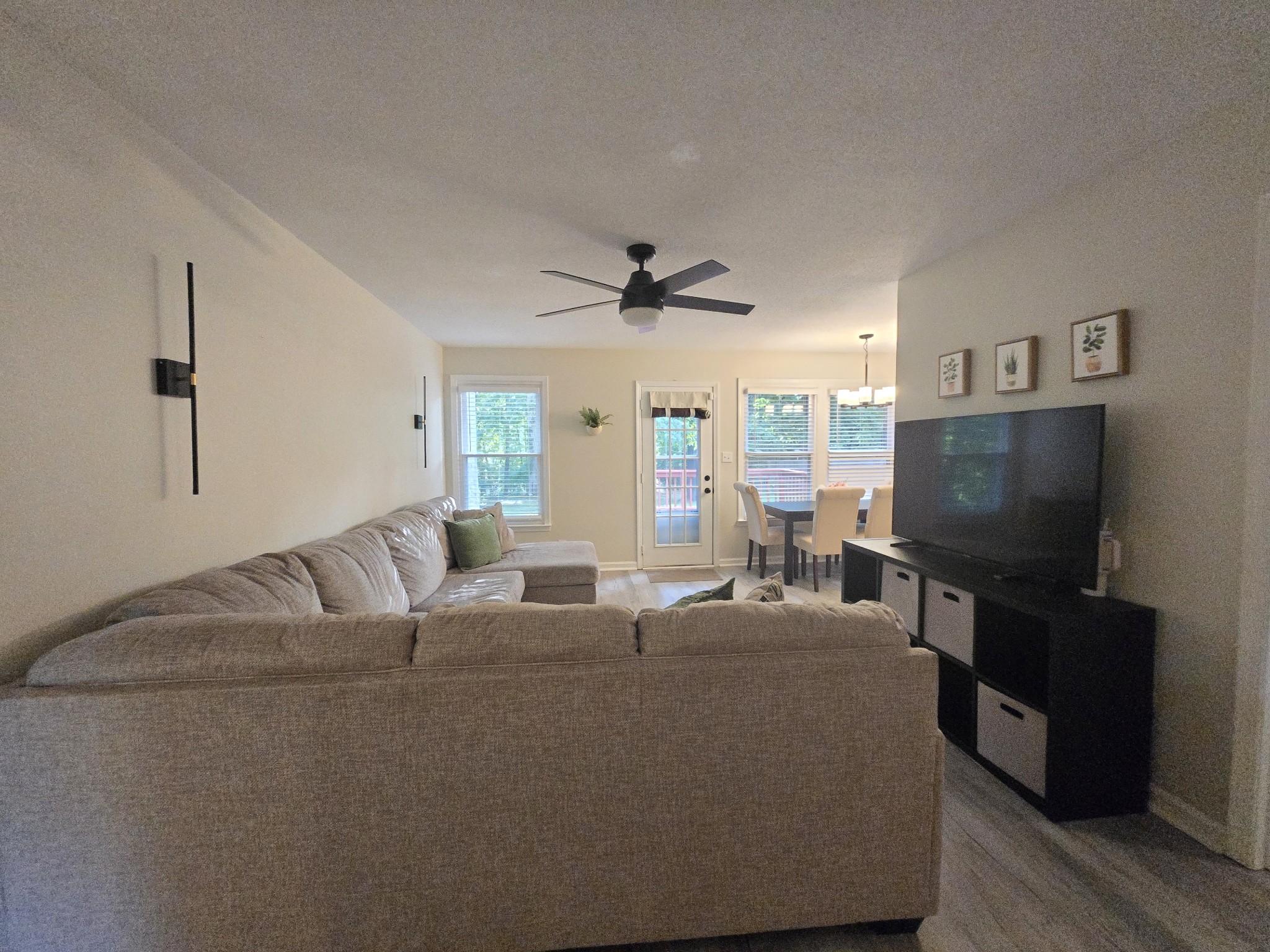 505 Pointer Ln