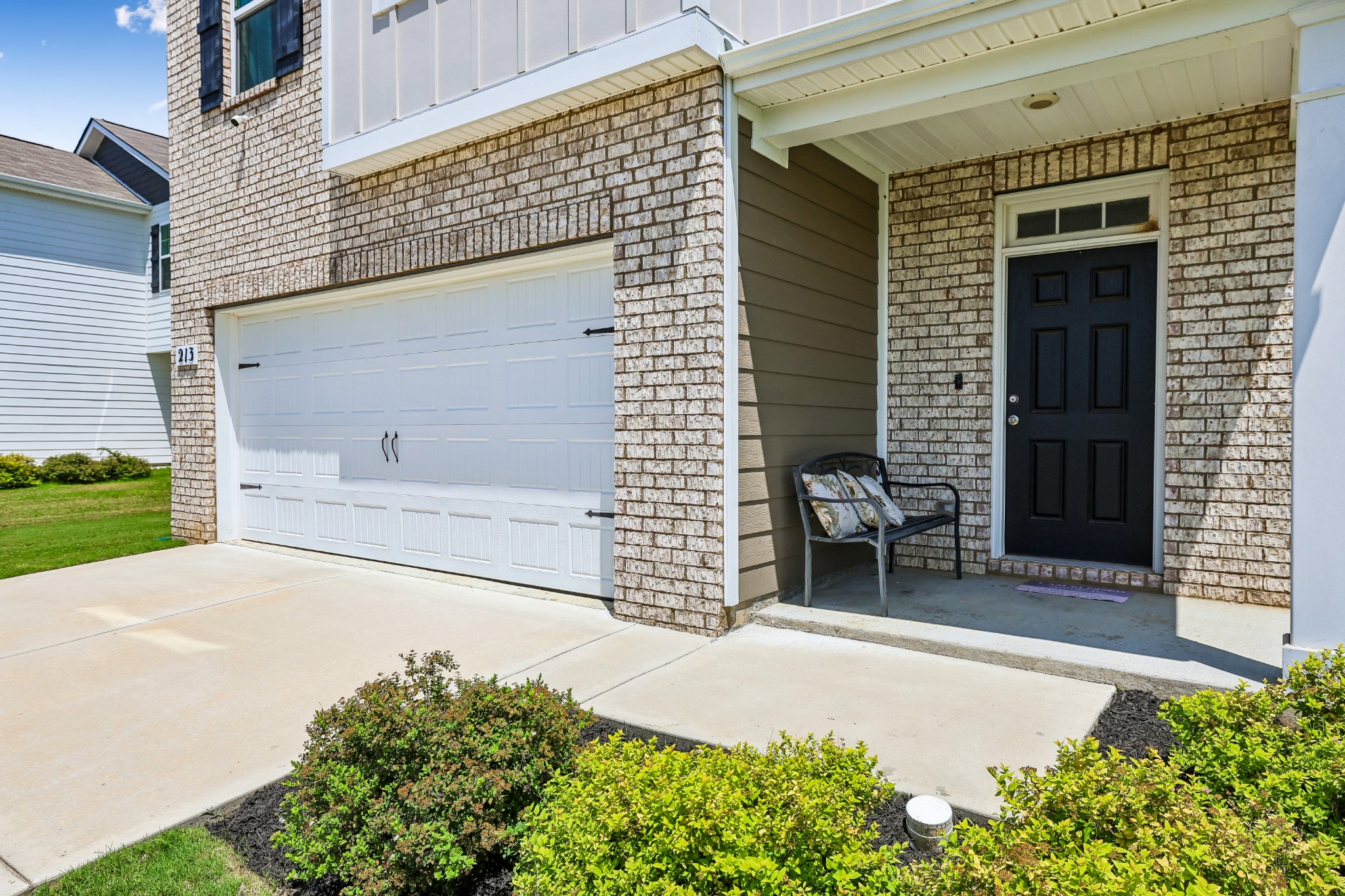 213 River Forest Dr