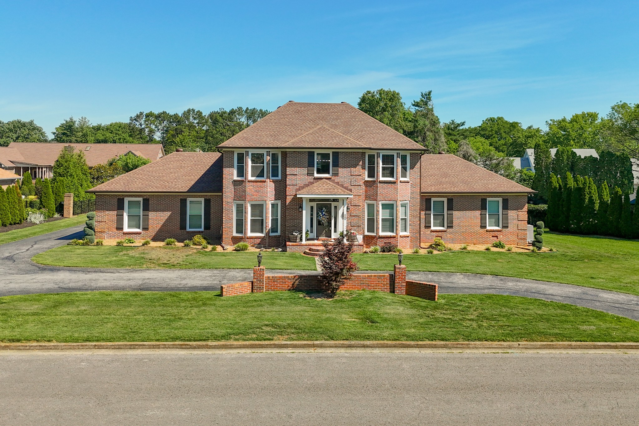 2104 Shannon Dr